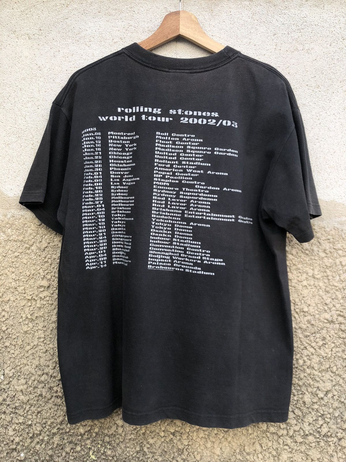 Band Tees × The Rolling Stones × Vintage 2002👅 Vintage Rolling Stones World Tour Tshirt Size US L / EU 52-54 / 3 - 3 Thumbnail