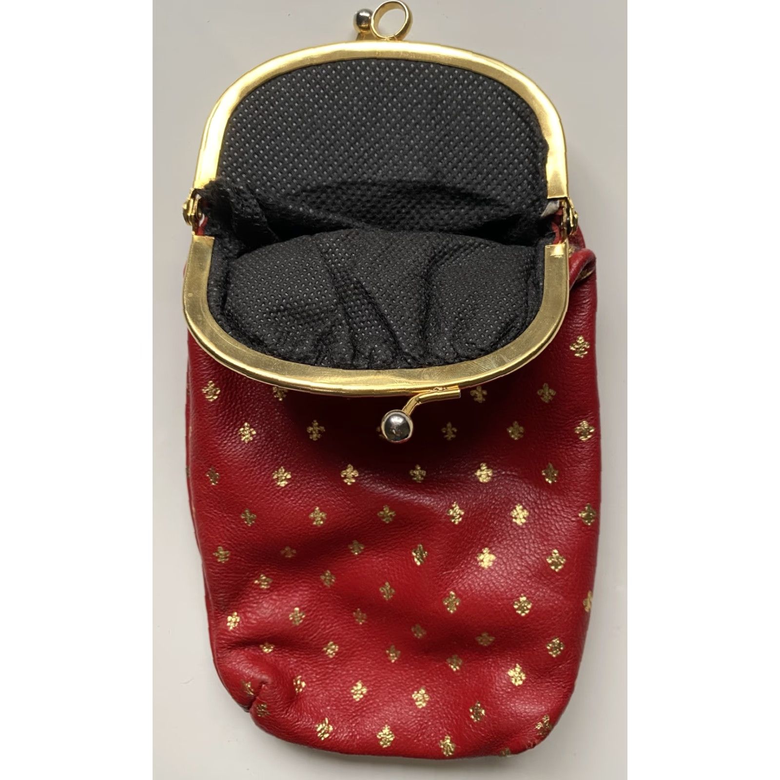 Vintage Vintage Red Leather Fleur De Lis Clutch Bag Italy Leather Clutch Red Unbranded Glasses Cig Case Vintage 90s Womens/Unisex Size ONE SIZE - 4 Thumbnail