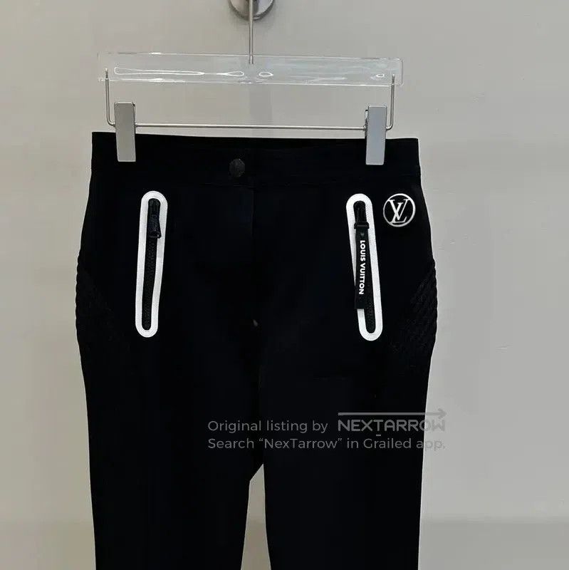 Louis Vuitton Louis Vuitton Black Nylon Logo Casual Pants . Size 22" - 3 Thumbnail