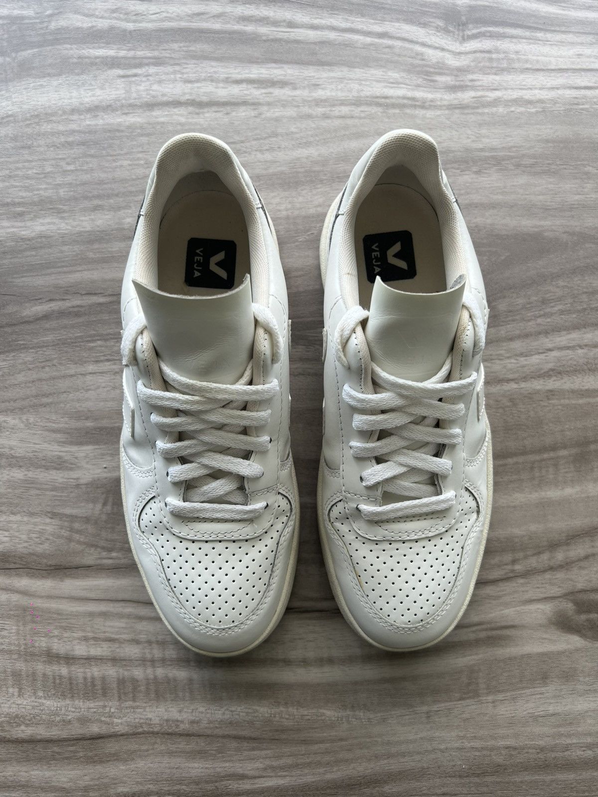 Veja Size 6 - Veja V-10 Leather White Womens Size US 6 / IT 36 - 5 Thumbnail