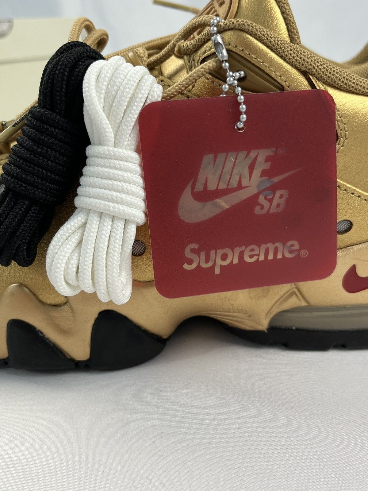 Supreme Nike SB Air Max 2 CB 94 Supreme Barkley Posite Size US 11 / EU 44 - 8 Thumbnail