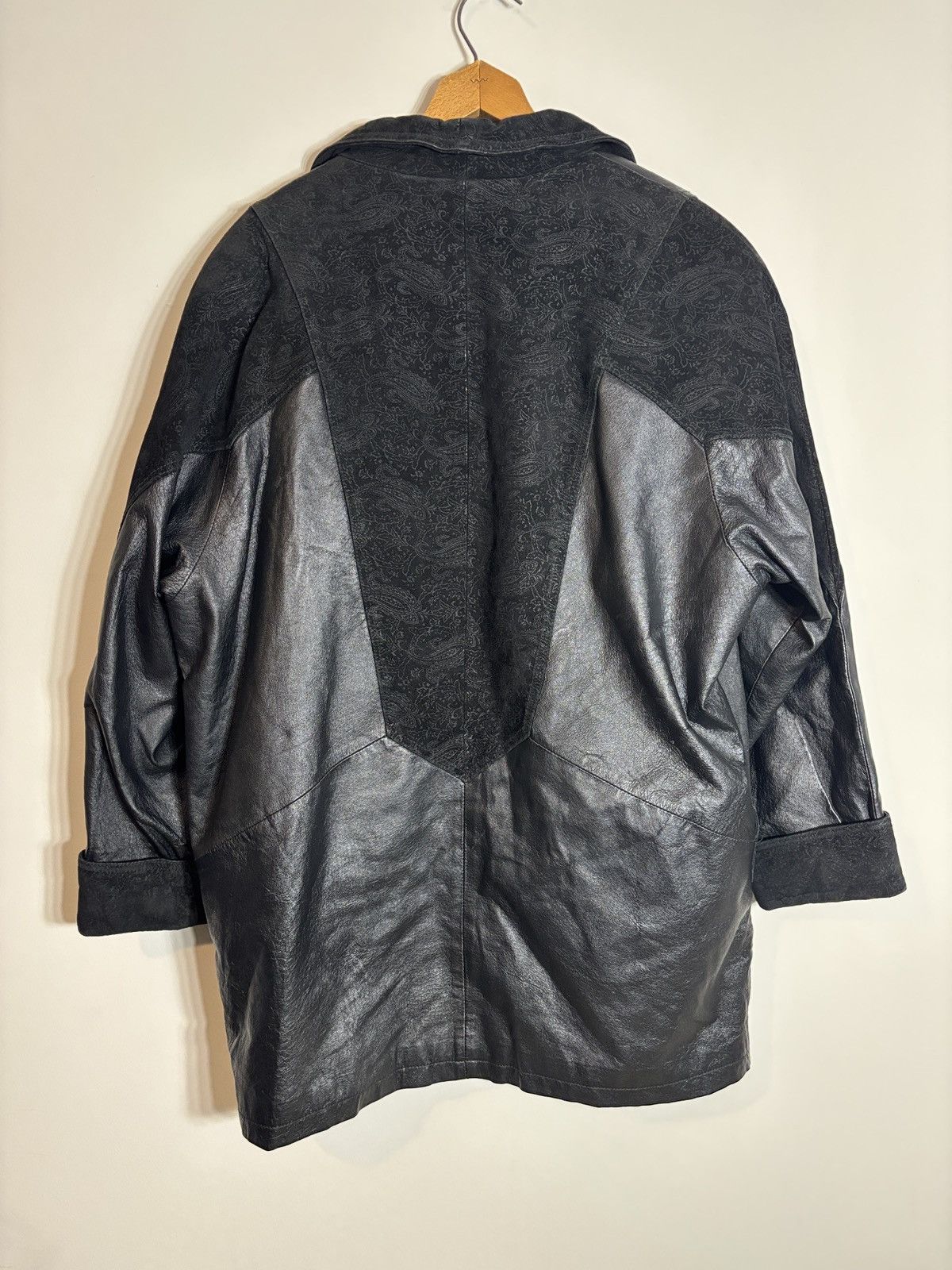Wilsons Leather Vintage Wilson Thinsulate Leather Jacket Embossed Suede M Size M / US 6-8 / IT 42-44 - 4 Thumbnail