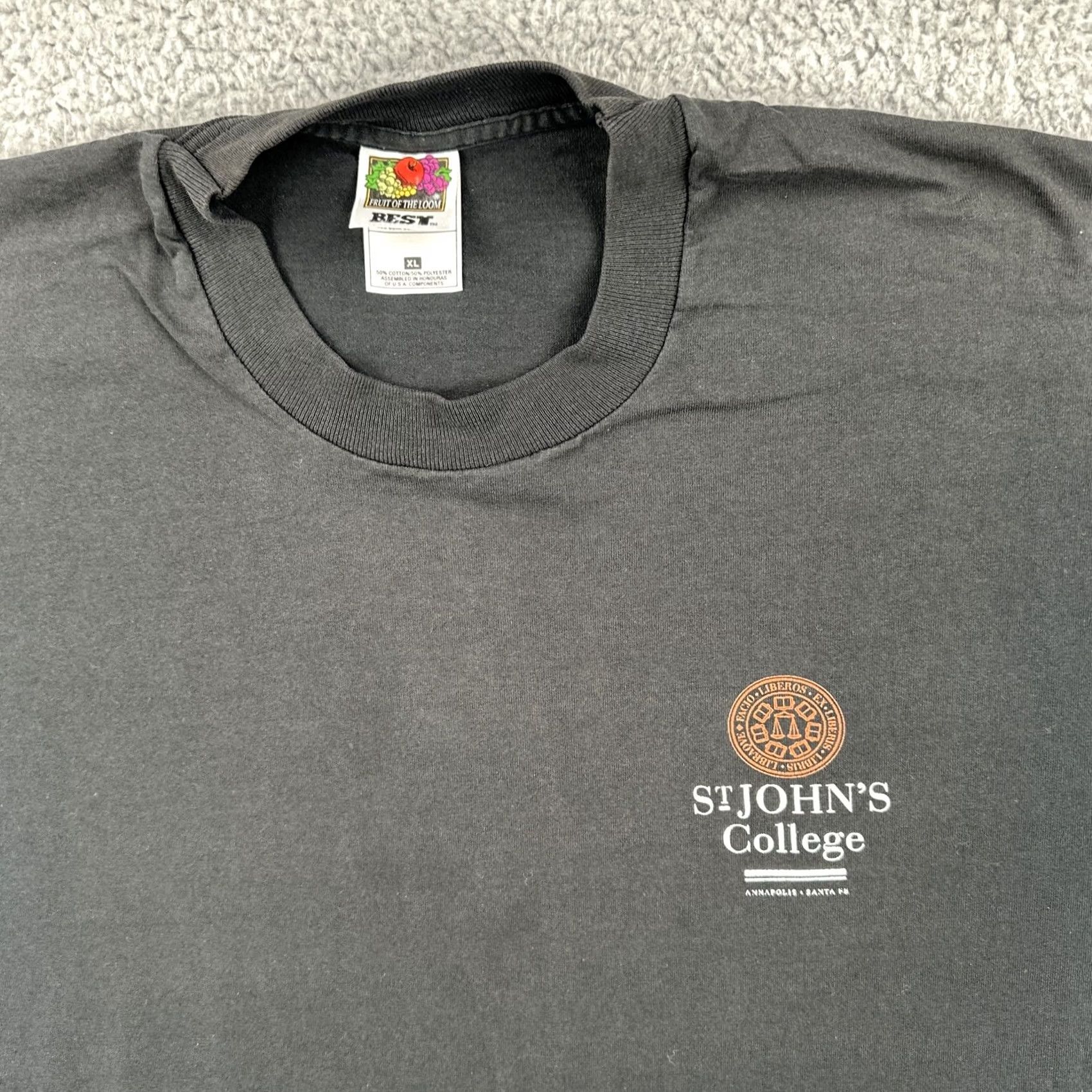 Fruit Of The Loom VINTAGE Fruit of the Loom XL Black T Shirt St John’s College Santa Fe Annapolis Men 1990s Graphic Tee Size US XL / EU 56 / 4 - 4 Thumbnail