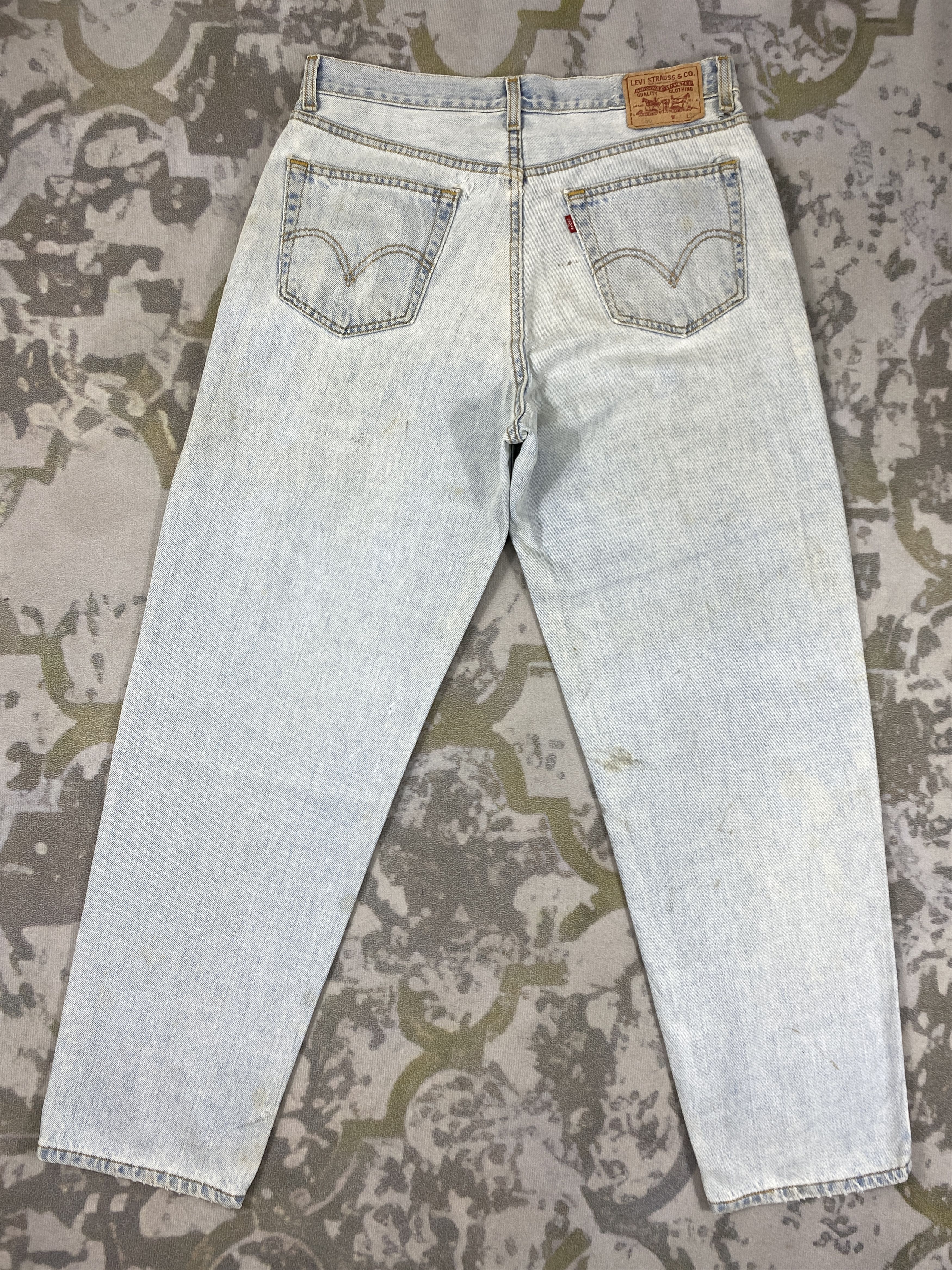 Levi's Light Wash Vintage Levi's 560 Jeans 35x32 Denim -JN1024 Size US 35 - 2 Thumbnail