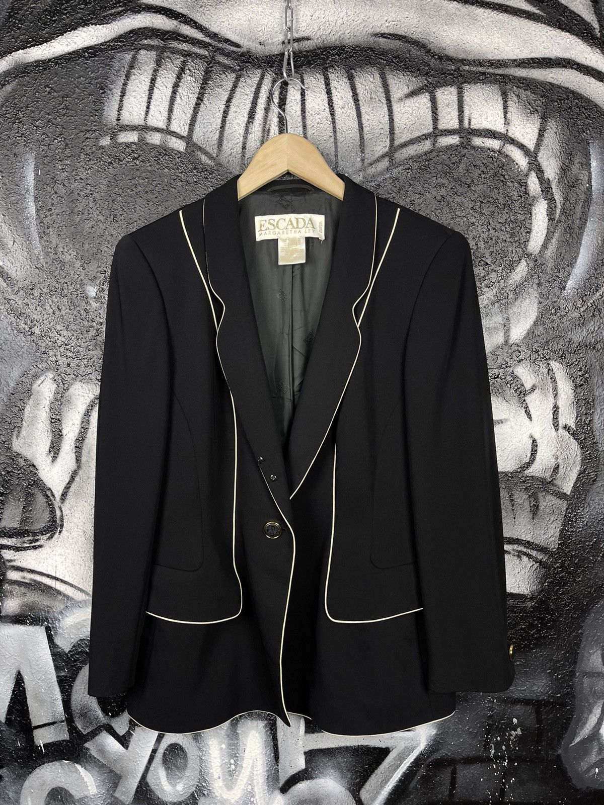 Escada × Vintage Vintage ESCADA Margaretha Ley Blazer Jacket Woman’s Size 40 Size S / US 4 / IT 40 - 2 Thumbnail
