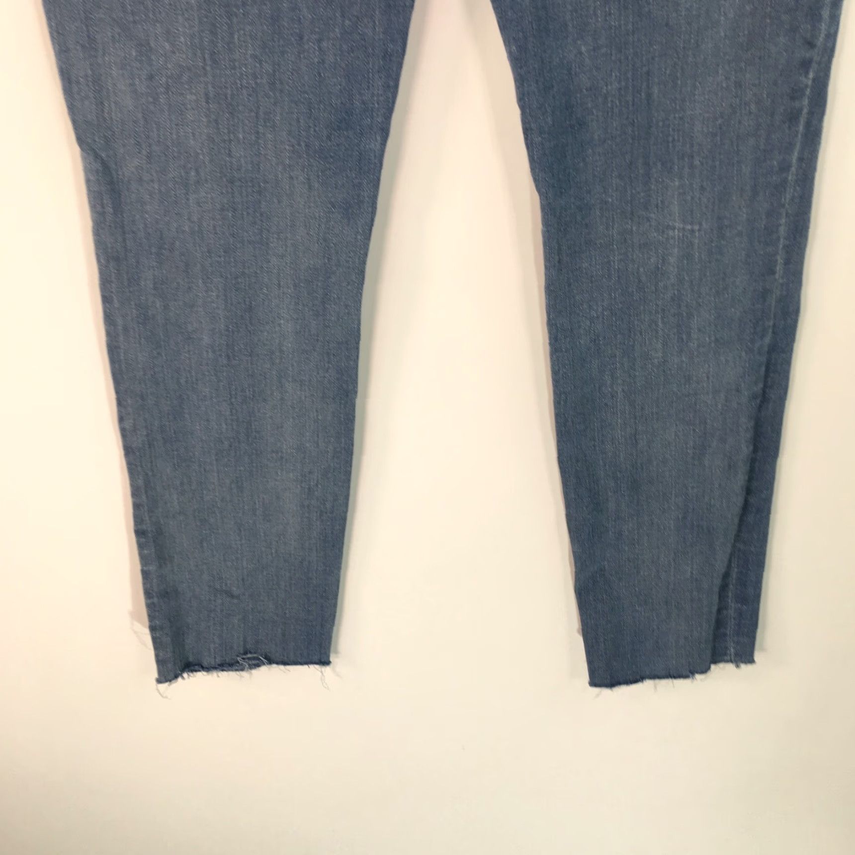 J.Crew J.Crew Jeans Womens Low Rise Skinny Leg Stretch Distressed Blue Denim Size 25/28 Vintage Size 42" / US 20 - 5 Thumbnail