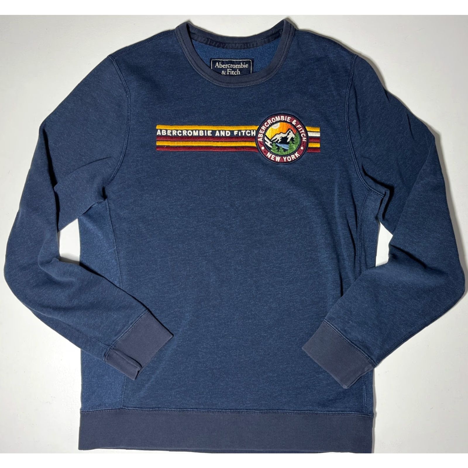 Abercrombie & Fitch Abercrombie & Fitch Men's New York Crewneck Sweatshirt Embroidered Sz M Blue Crewneck Pullover Casual Size US M / EU 48-50 / 2 - 3 Thumbnail