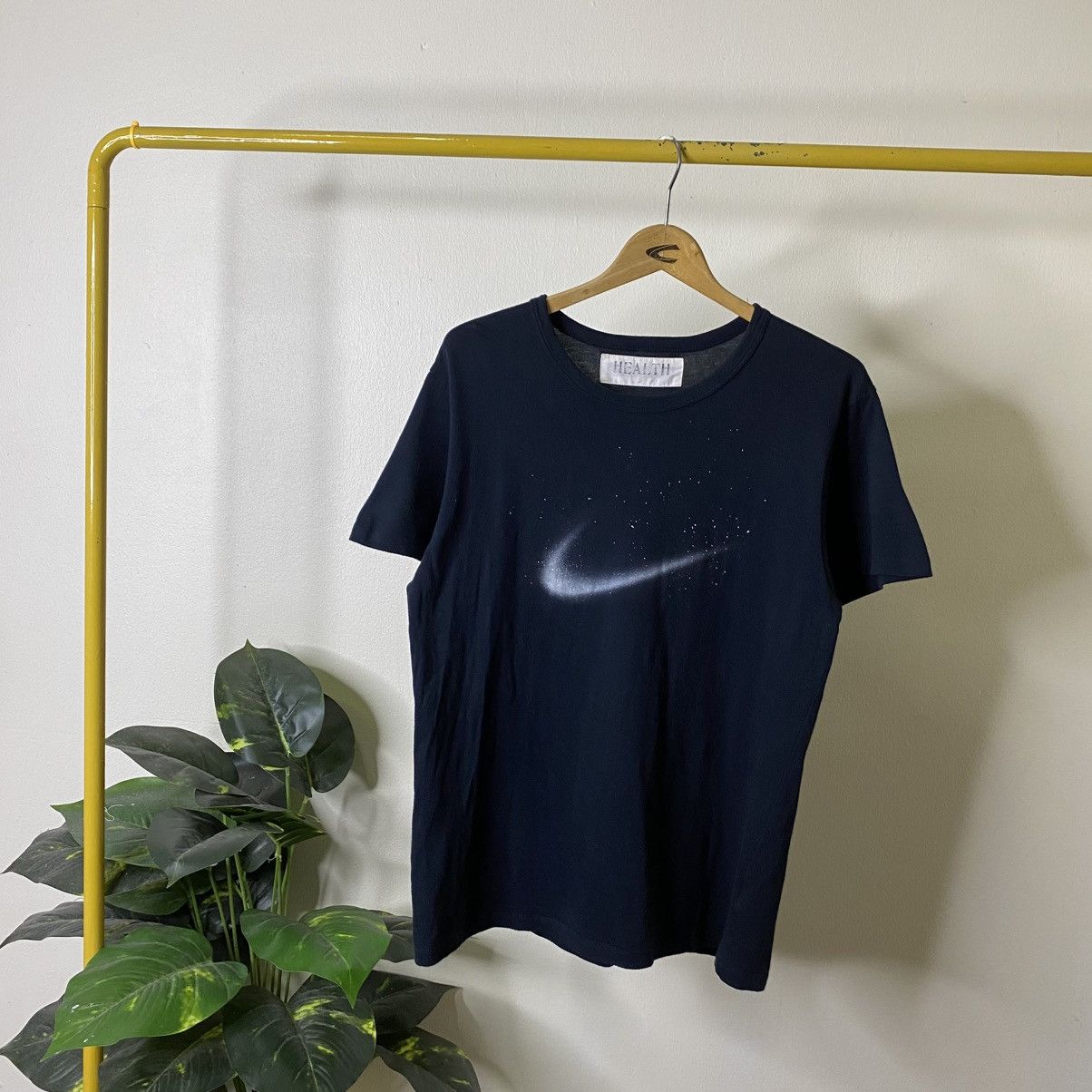 Japanese Brand Health Galaxy Graphic T Shirt Made in Japan Size US M / EU 48-50 / 2 - 1 Thumbnail