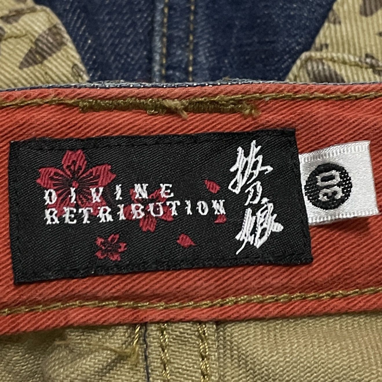 If Six Was Nine × Japanese Brand × Vintage Very Rare Vintage Japanese Brand Divine Sukajan Jeans 1990s Size US 30 / EU 46 - 9 Thumbnail