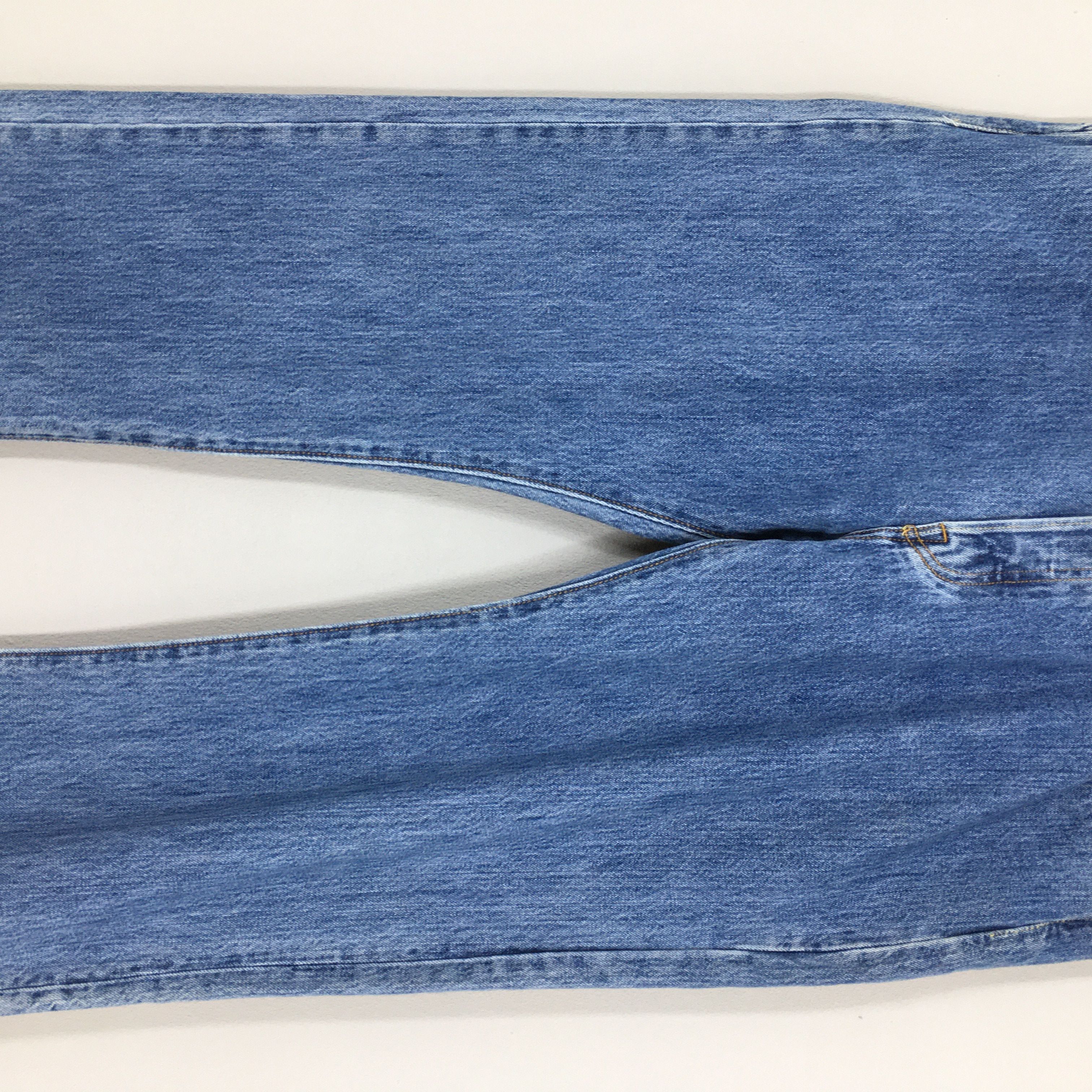 Jean × Levi's × Vintage Size 40x32.5 Vintage Levi's 501 Faded Blue Jeans Size US 40 / EU 56 - 4 Thumbnail
