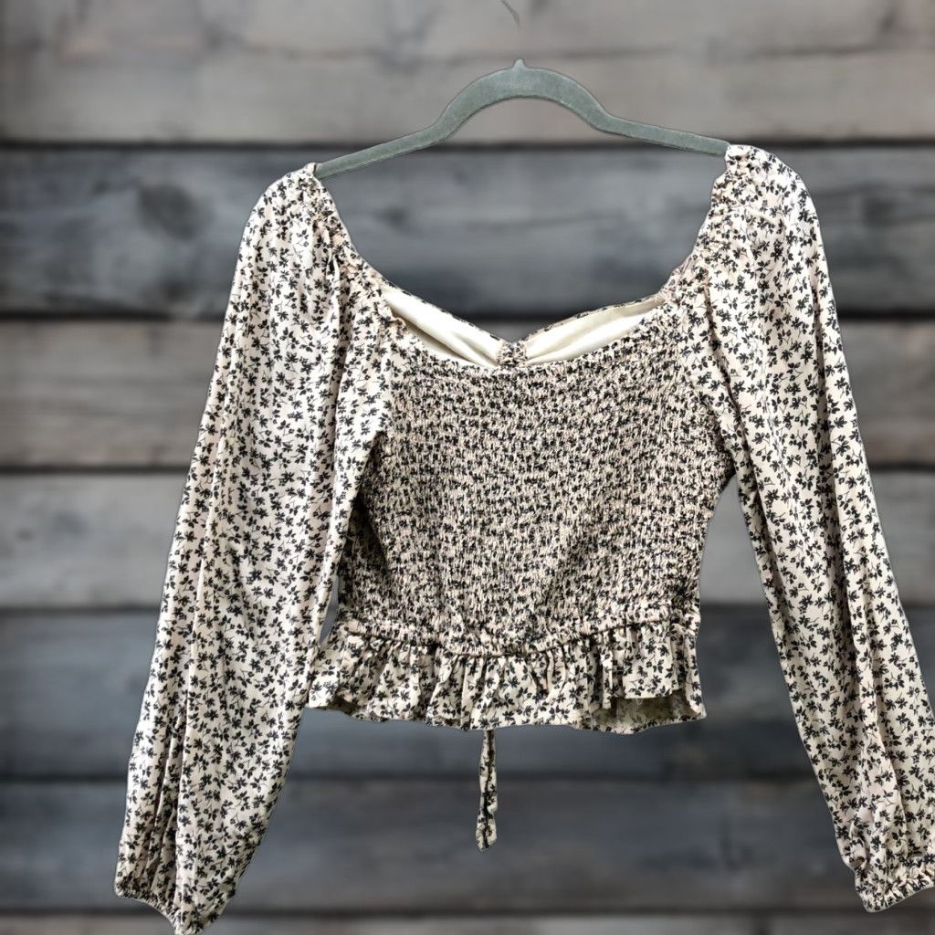 Vintage Japna Smocked Blouse Womens M Long Sleeve Beige Floral Ruffle Drawstring Wool? No—Rayon Blouse - Bohemian Cropped Casual Womens M Size M / US 6-8 / IT 42-44 - 1 Thumbnail