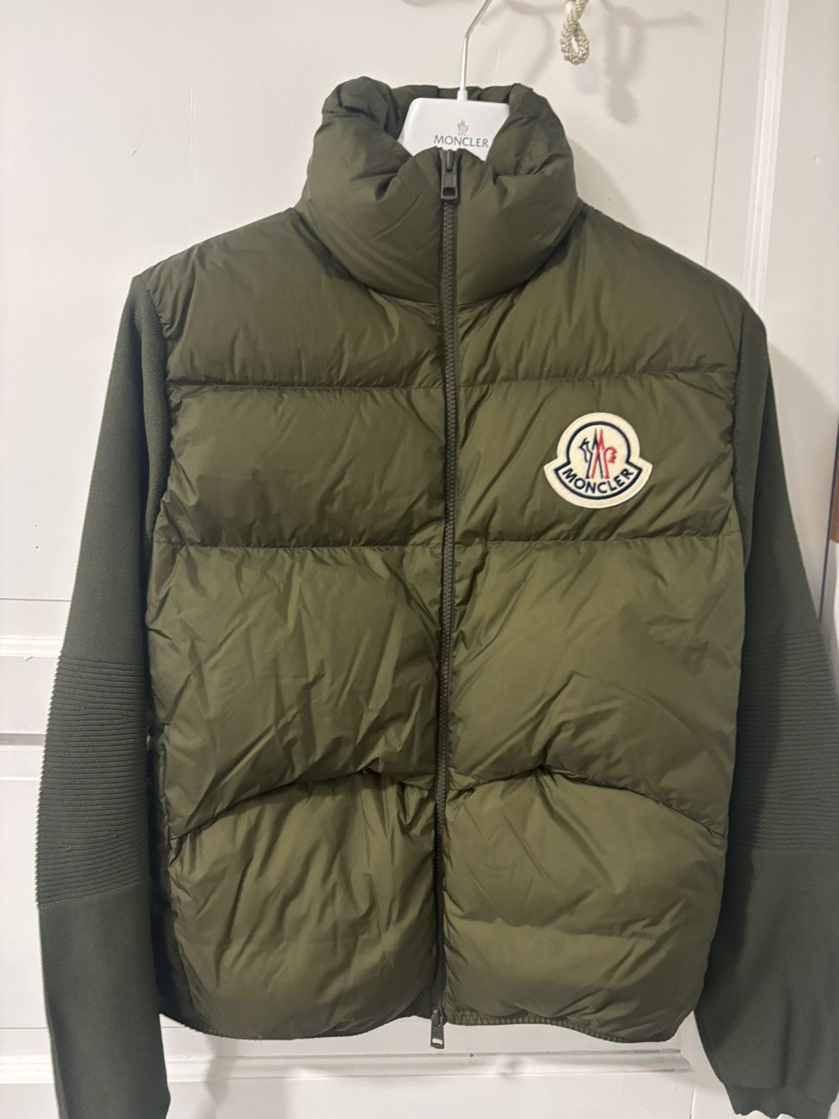 Moncler Cardigen -Brand new Size US M / EU 48-50 / 2 - 11 Thumbnail