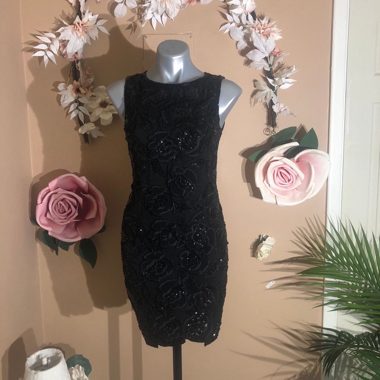 Oleg Cassini Black short sleeve beaded mini gown dress Size S / US 4 / IT 40 - 8 Thumbnail