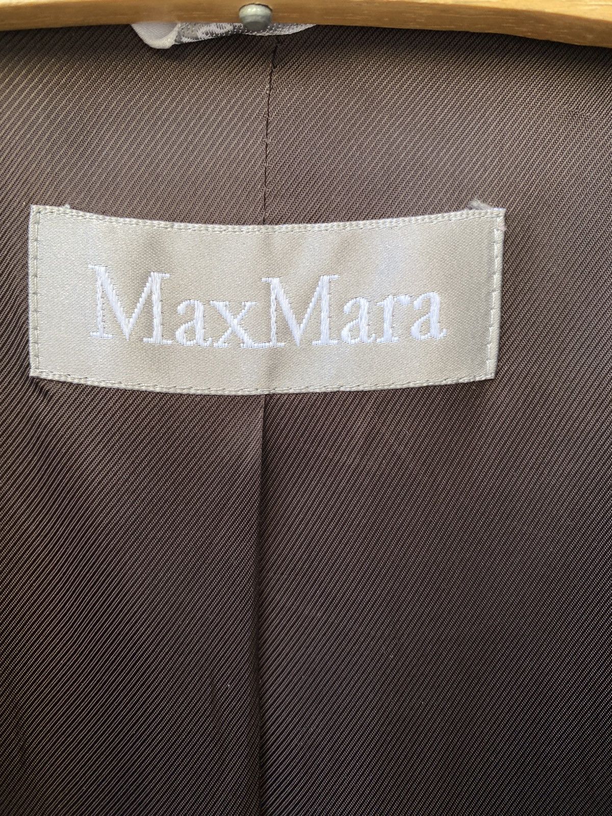 Max Mara Max Mara Blazer Wool Brown Check Jacket Size 42 circa 2010 Size L / US 10 / IT 46 - 12 Thumbnail