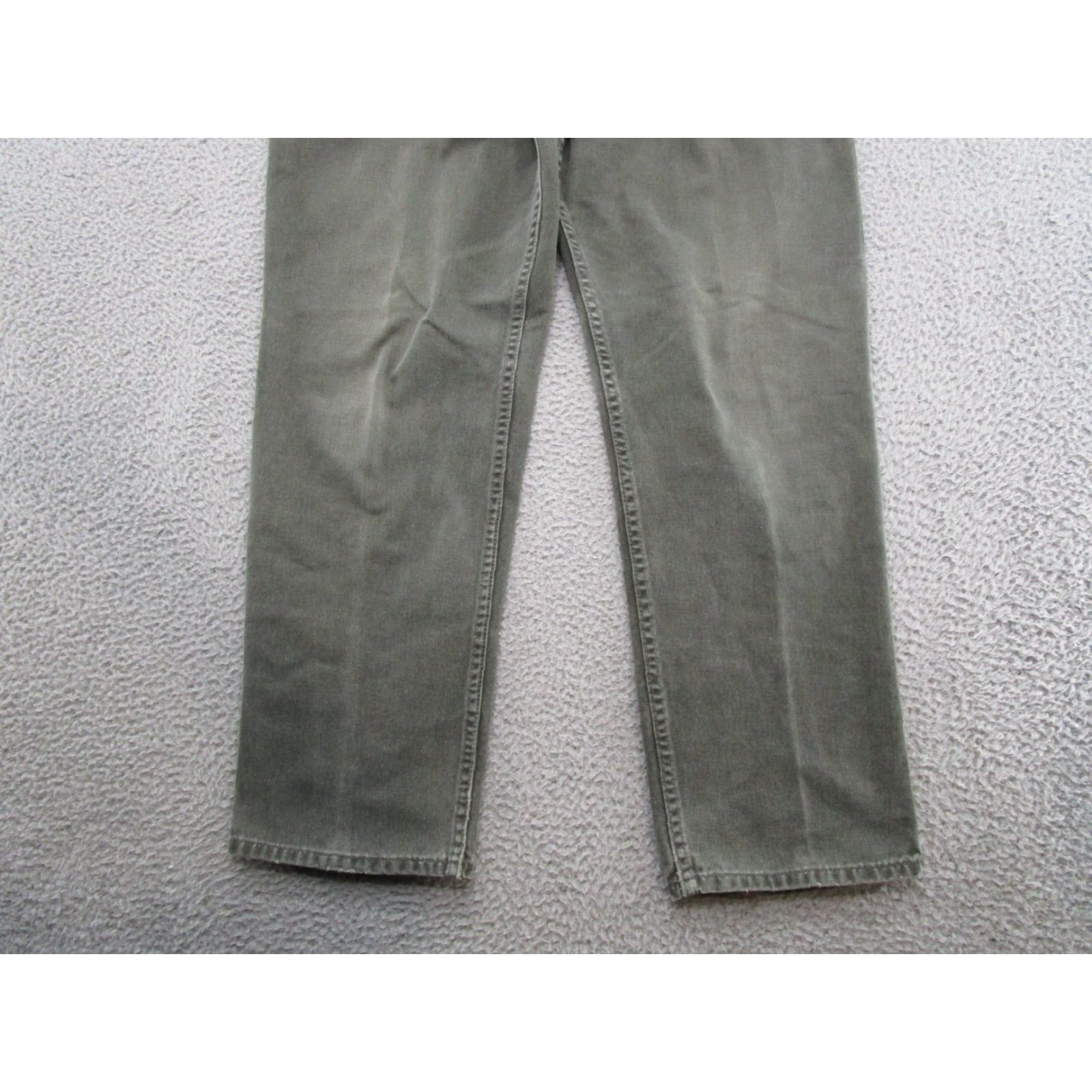 Levi's VINTAGE Levi's 540 Jeans Men 40x30 Green USA Denim Relaxed 90s Skater Style Straight Fits Size US 40 / EU 56 - 2 Thumbnail