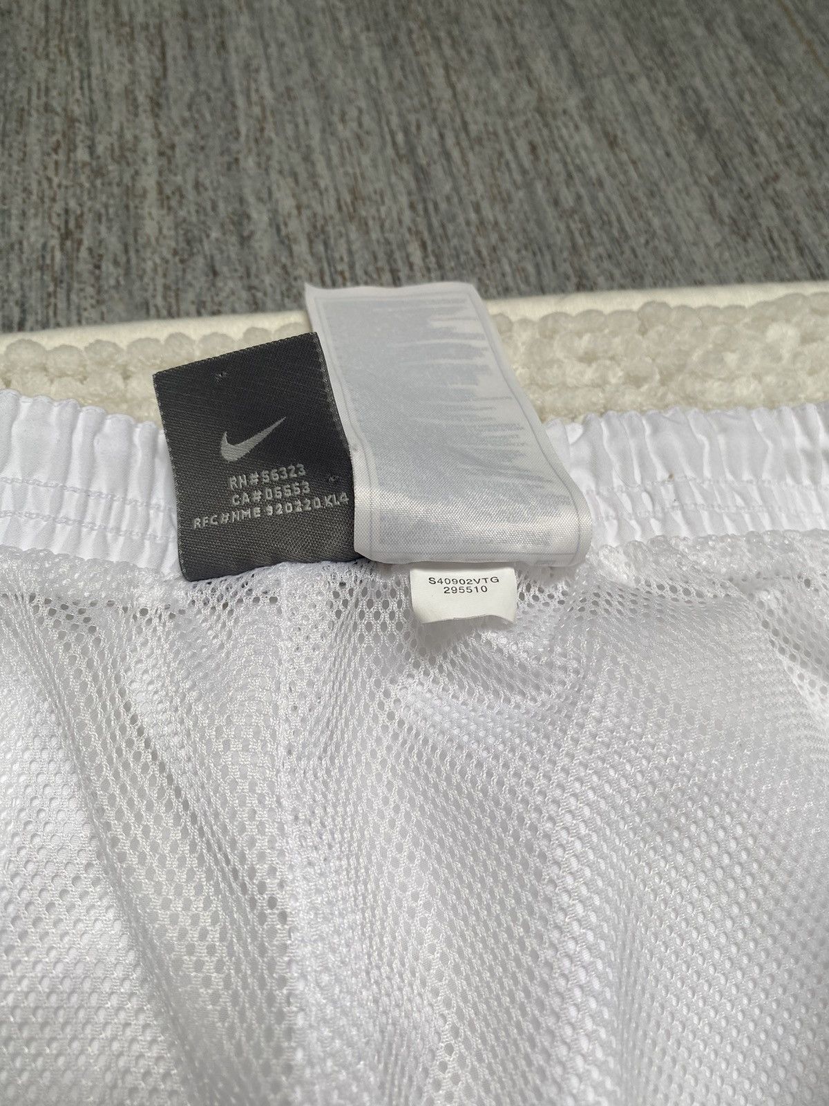 Nike × Vintage Nike Vintage W 3/4 nylon pants swoosh y2k 00s white drill Size 34" / US 12 / IT 48 - 7 Thumbnail