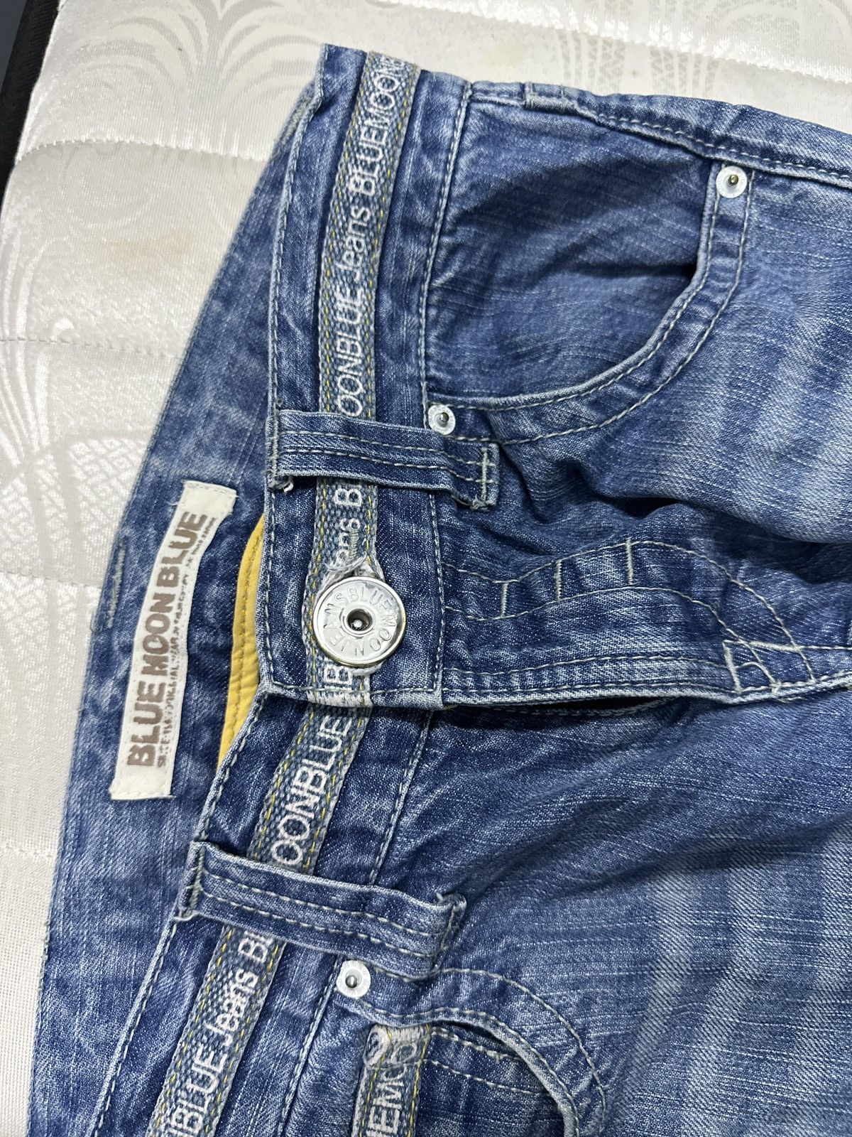 Kapital Twist Legs 💥🎌 Blue Moon Blue Light Washed Twist Legs 💥🎌 Size 30" / US 8 / IT 44 - 6 Thumbnail