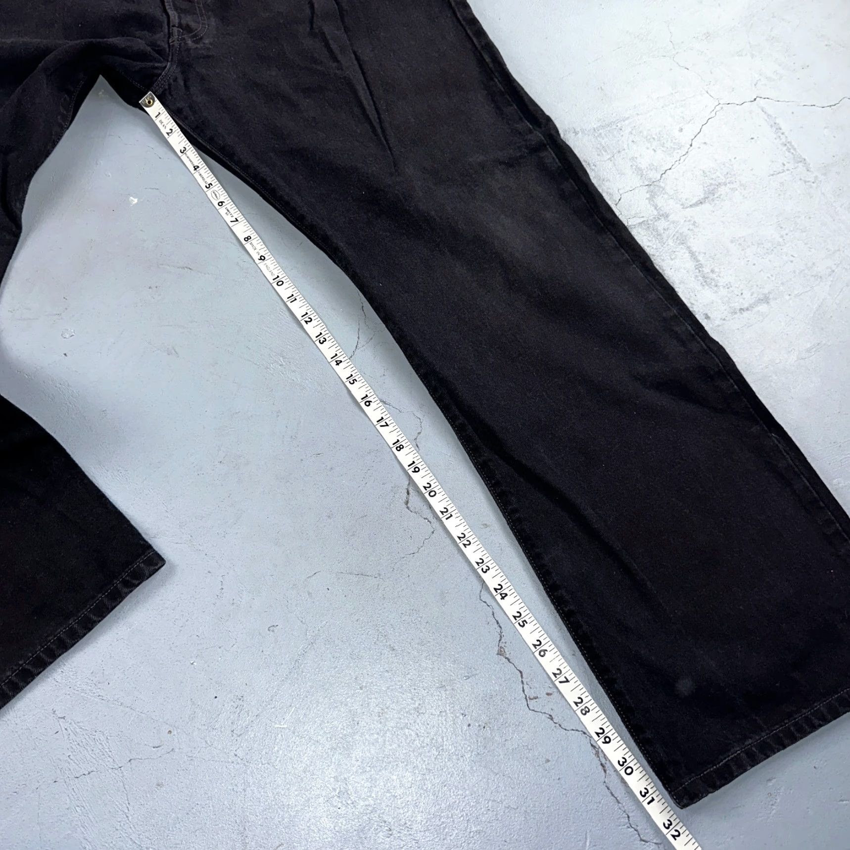 Levi's VINTAGE Levi's 501 Jeans - Black Dark Wash, Straight, Mid Rise, 42x32 - Men - Regular Size - 90s Theme - Button Fly Size US 42 / EU 58 - 5 Thumbnail