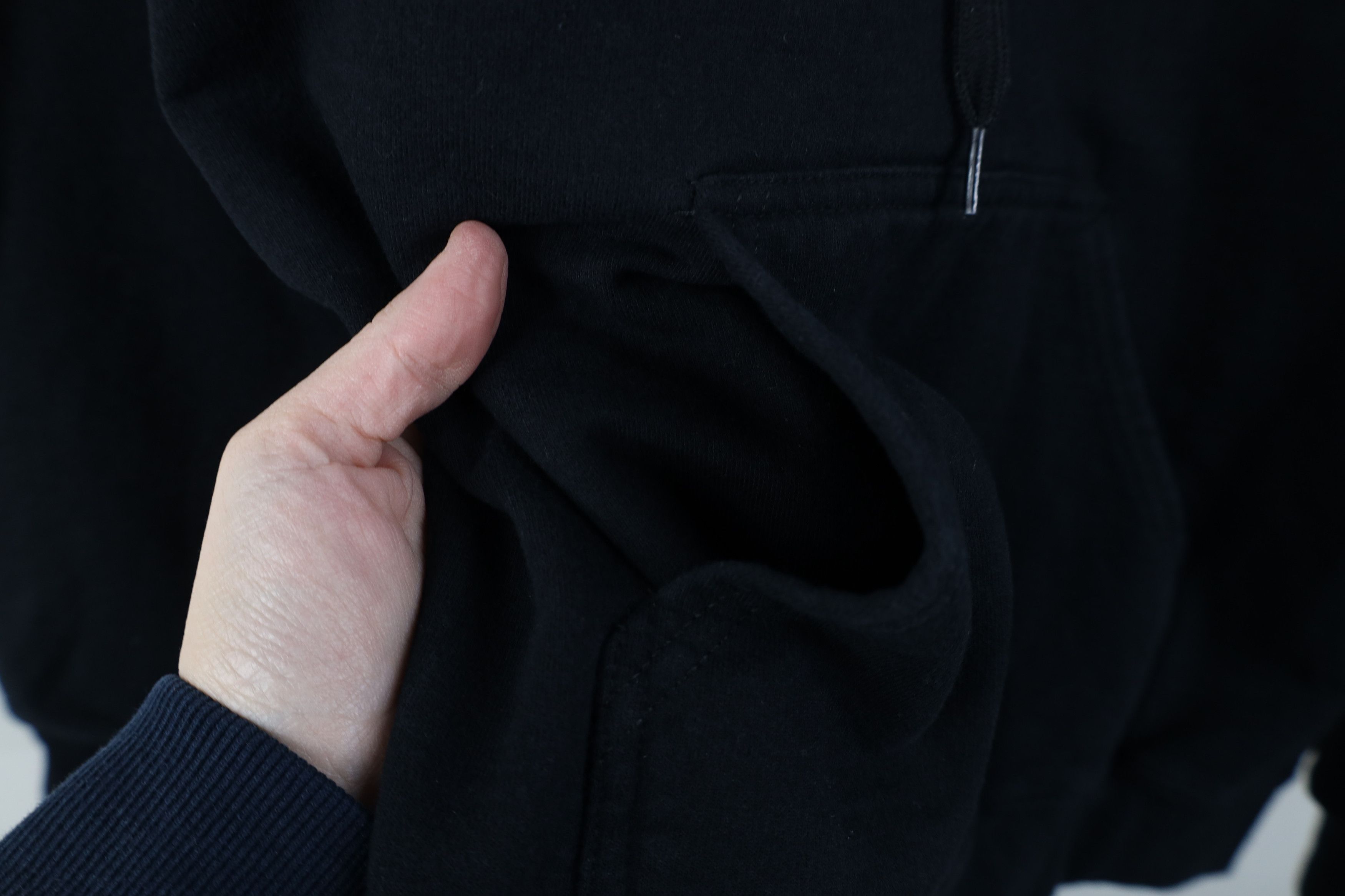 Vintage Vintage Y2K Streetwear Heavyweight Hoodie Sweatshirt Black Size US M / EU 48-50 / 2 - 7 Thumbnail