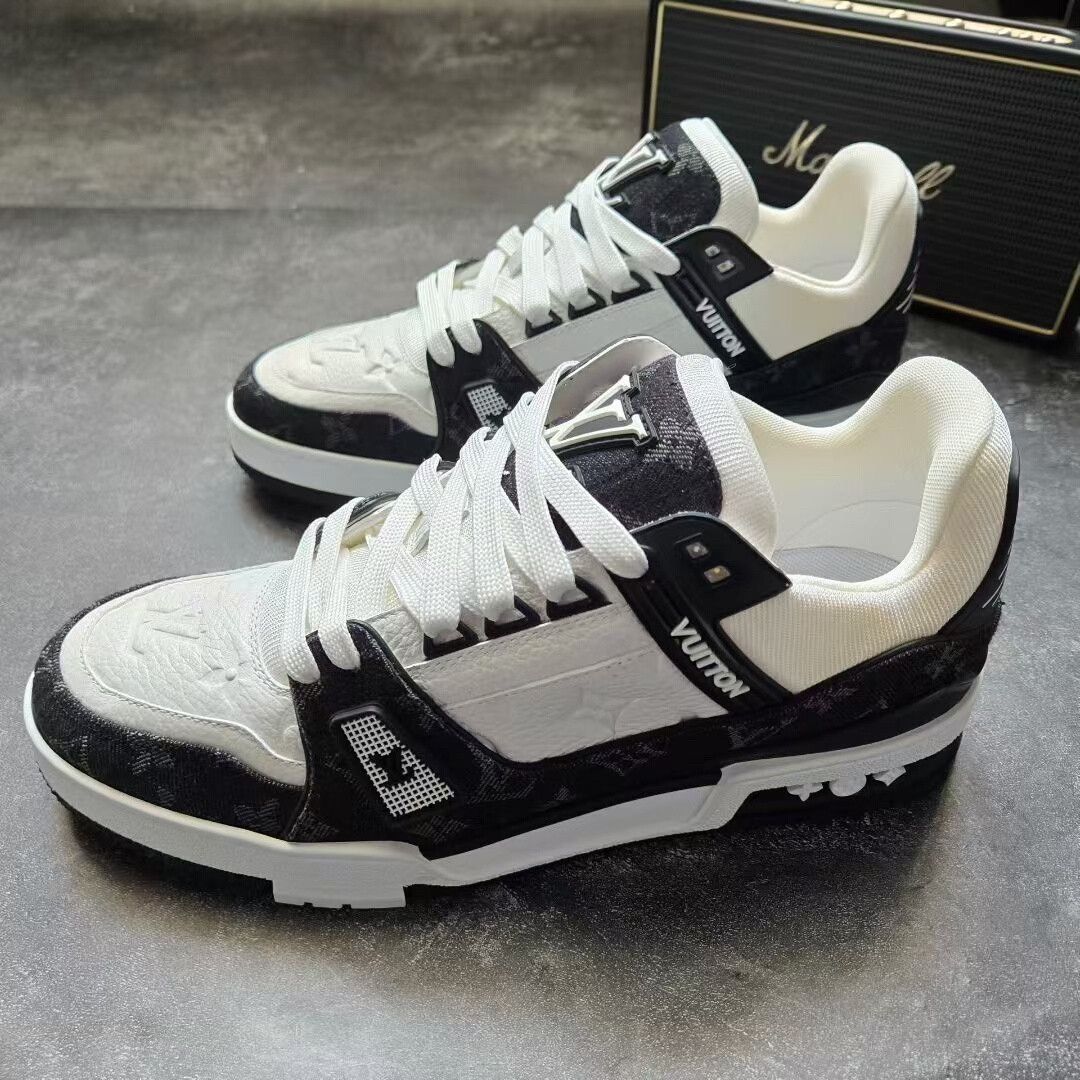 Louis Vuitton louis vuitton lv trainer black white sneakers Size US 7.5 / EU 40-41 - 1 Thumbnail