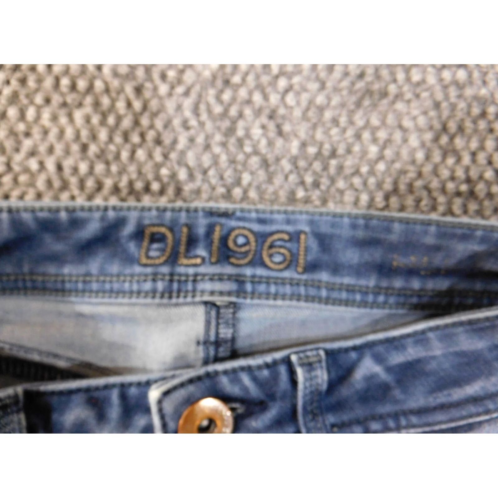 DL1961 DL1961 Jeans size 24 Womens Emma Legging Bloom Dark Wash Denim Classic Straight Zipper Stretch Regular 27in Inseam Blue 8.5-10.5 Rise Size 42" / US 20 - 3 Thumbnail