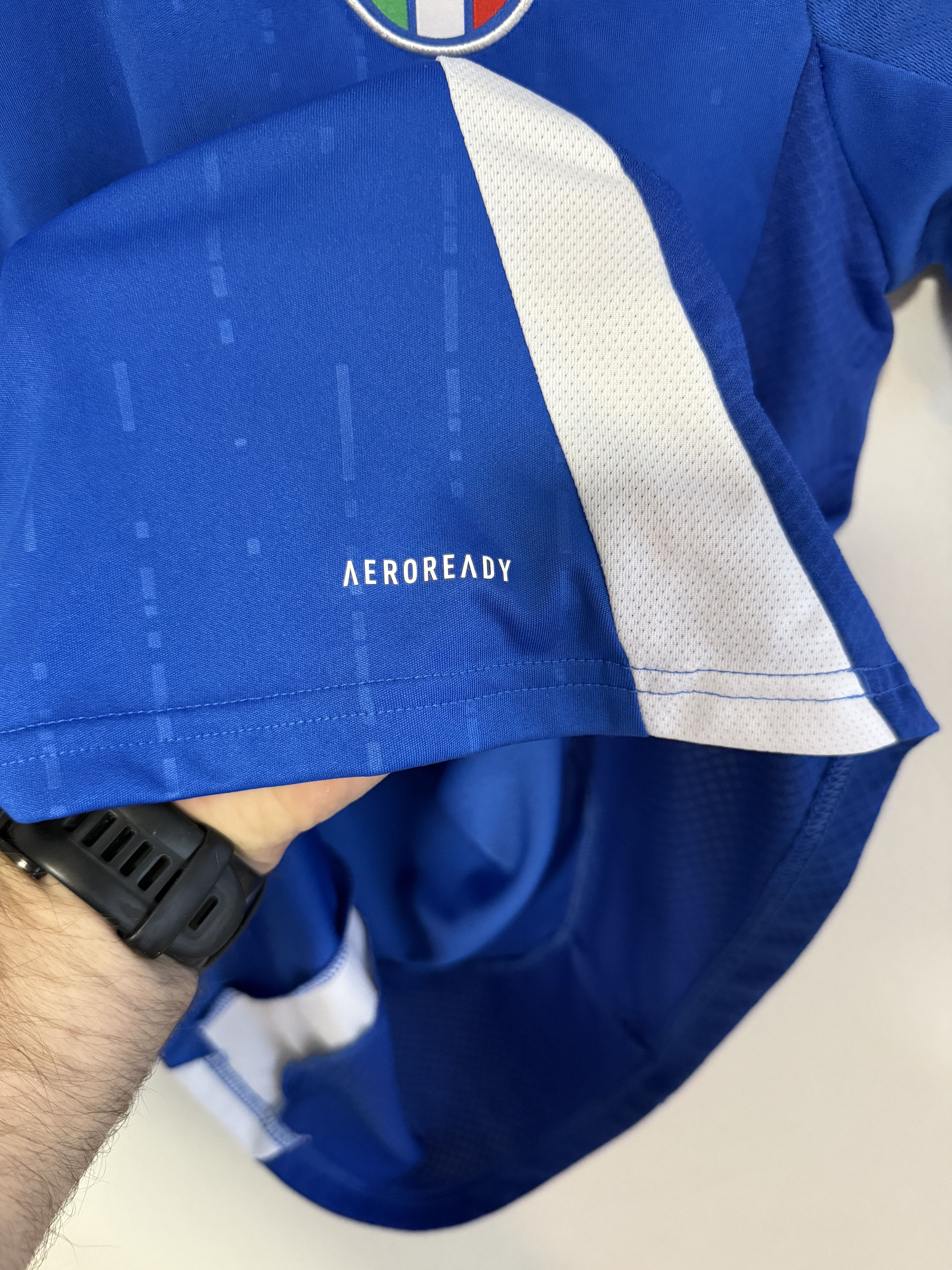 Adidas ITALY NATIONAL TEAM 2024 2025 HOME FOOTBALL SHIRT JERSEY Size US M / EU 48-50 / 2 - 4 Thumbnail