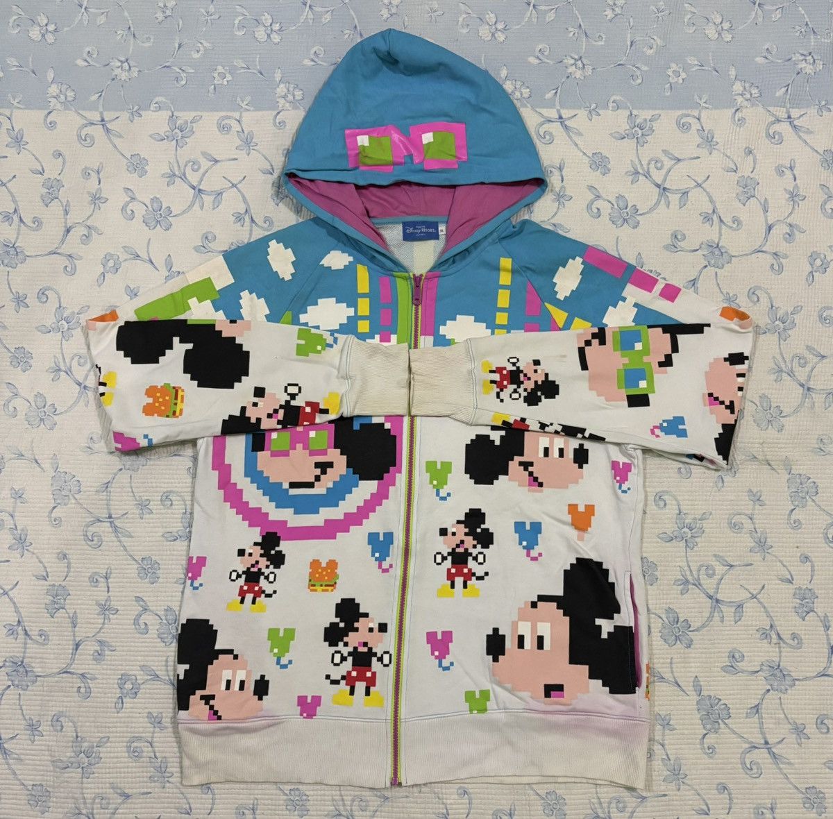 Disney Disney Mickey Mouse Hoodies Sweater Size US XL / EU 56 / 4 - 5 Thumbnail