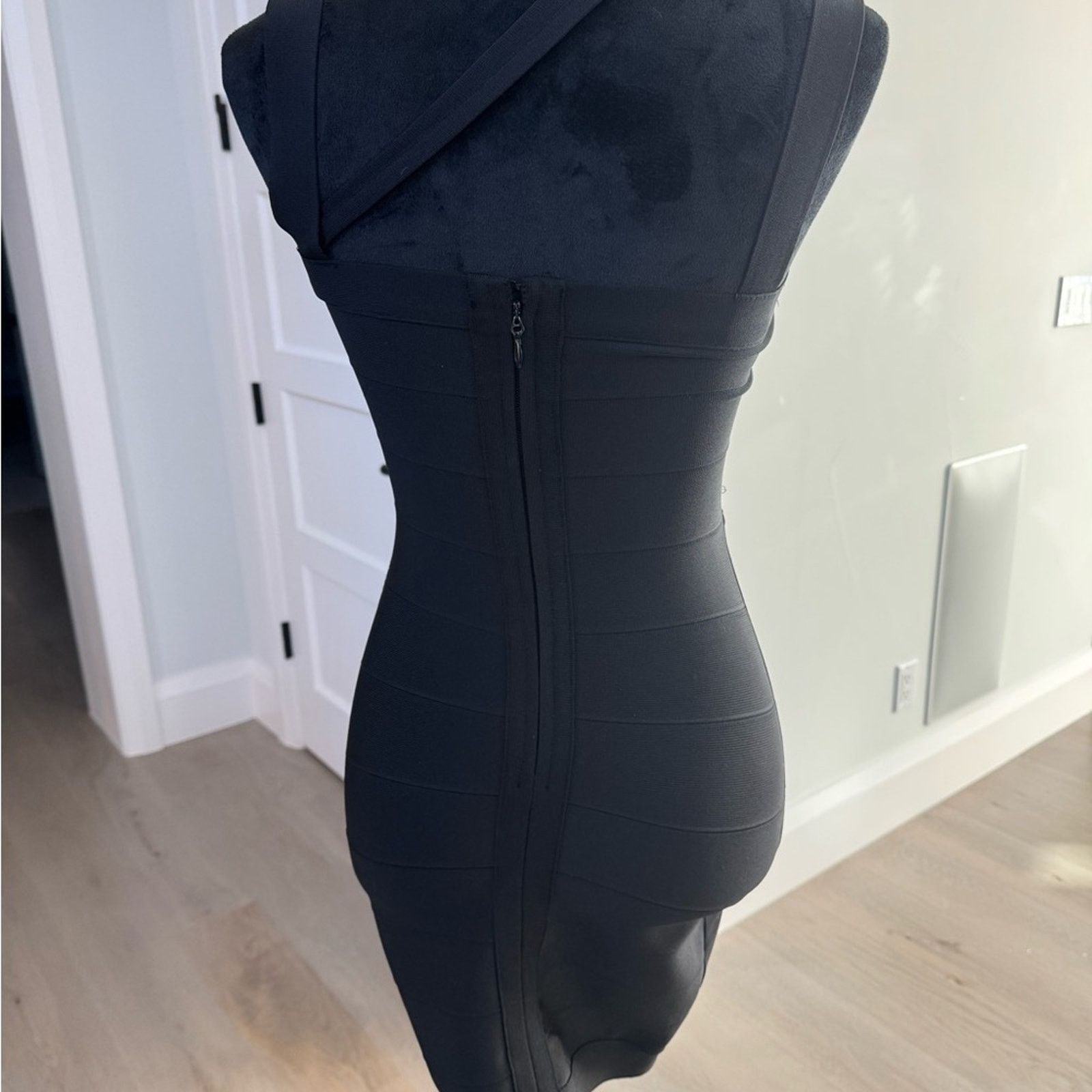 Other New Y2K Chic Black One Shoulder Dress size XS Size XS / US 0-2 / IT 36-38 - 7 Thumbnail