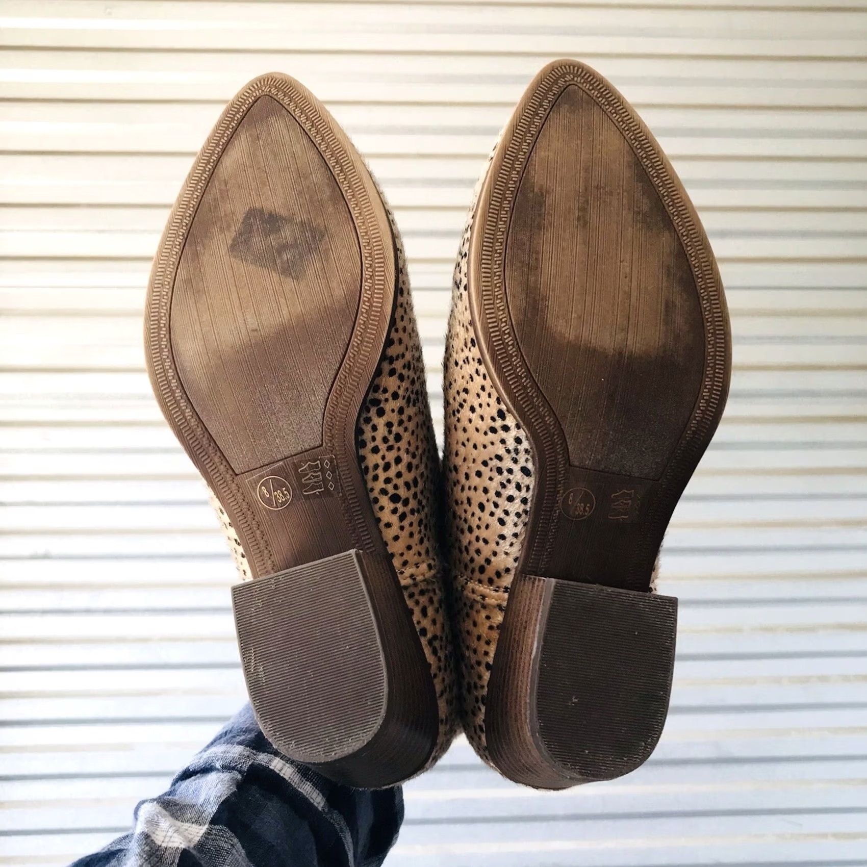 Vintage VINTAGE?CL by Laundry Women Tan Faux Hide Leather Cheetah Print Slip-On Ankle Boots 8 Size US 8 / IT 38 - 5 Thumbnail