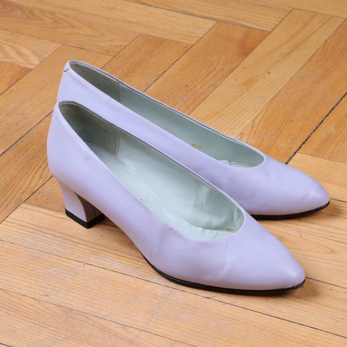 block kitten heel pumps