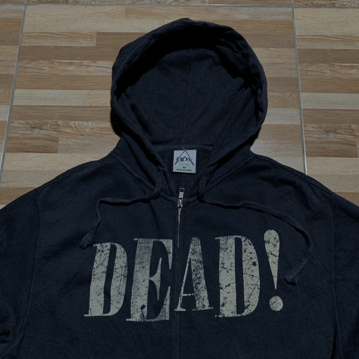 My Chemical Romance VINTAGE MY CHEMICAL ROMANCE DEAD ZIP UP HOODIE RARE Size US M / EU 48-50 / 2 - 3 Thumbnail