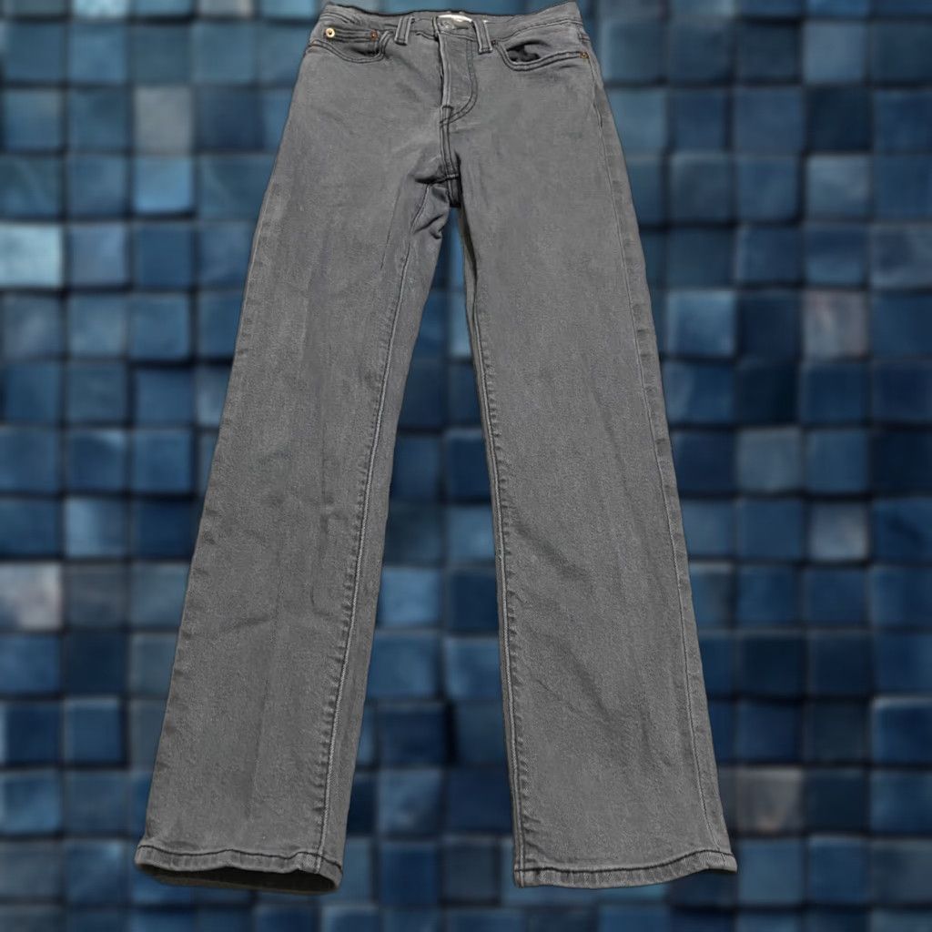 Levi's Levi's Wedgie Fit Jeans Womens 24 Gray Denim Straight Button Fly Medium Wash Jeans Womens Regular 26in Inseam Gray Vintage No NS Size 42" / US 20 - 1 Thumbnail