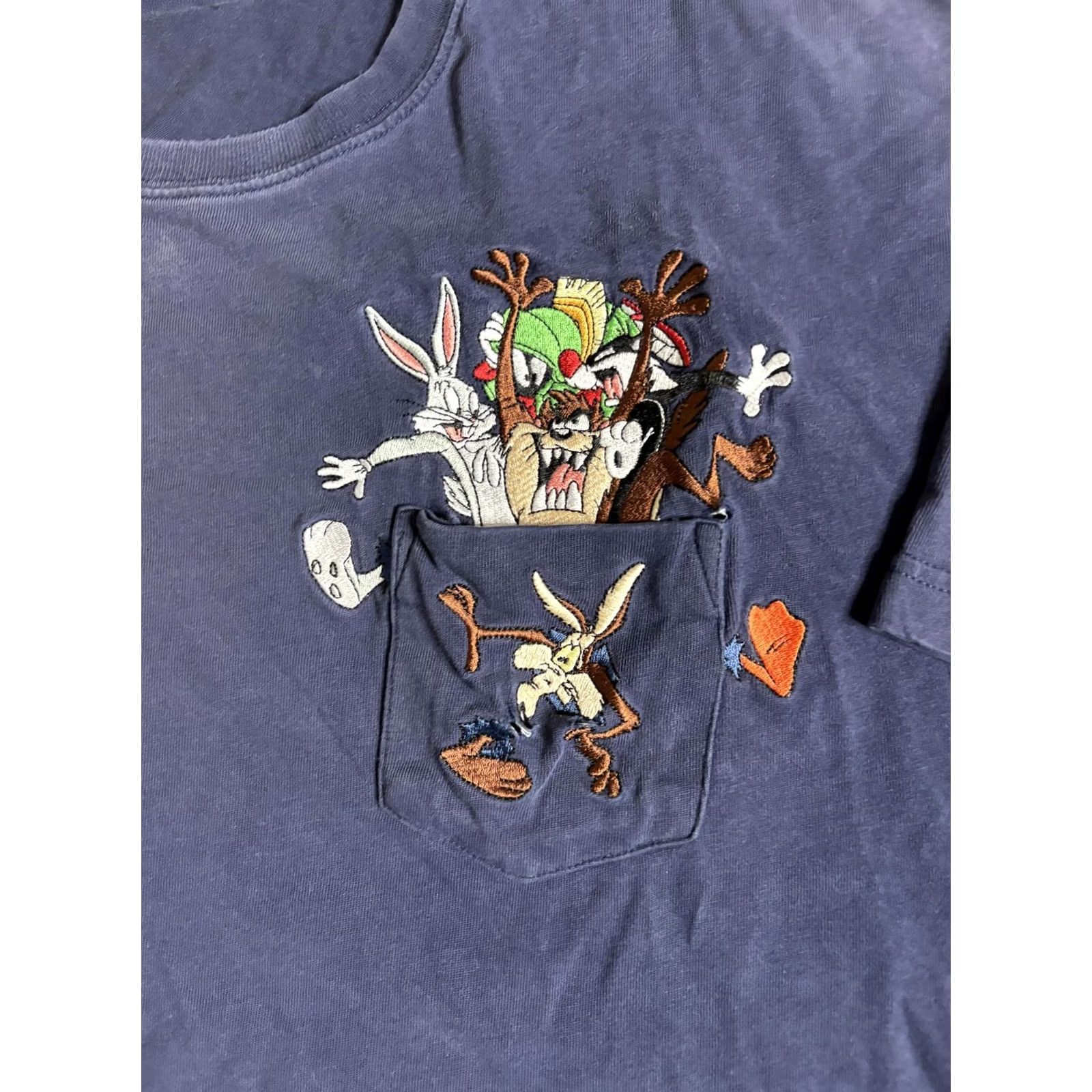Vintage Looney Tunes Shirt Mens XL Blue Pocket Embroidered Bugs Taz Sylvester Wile E Size US XL / EU 56 / 4 - 2 Thumbnail