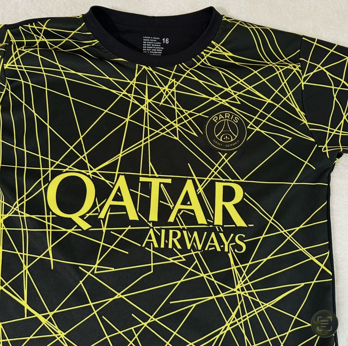 Nike Paris Saint-Germain 2022/23 3rd Kit Jersey Size US S / EU 44-46 / 1 - 2 Thumbnail