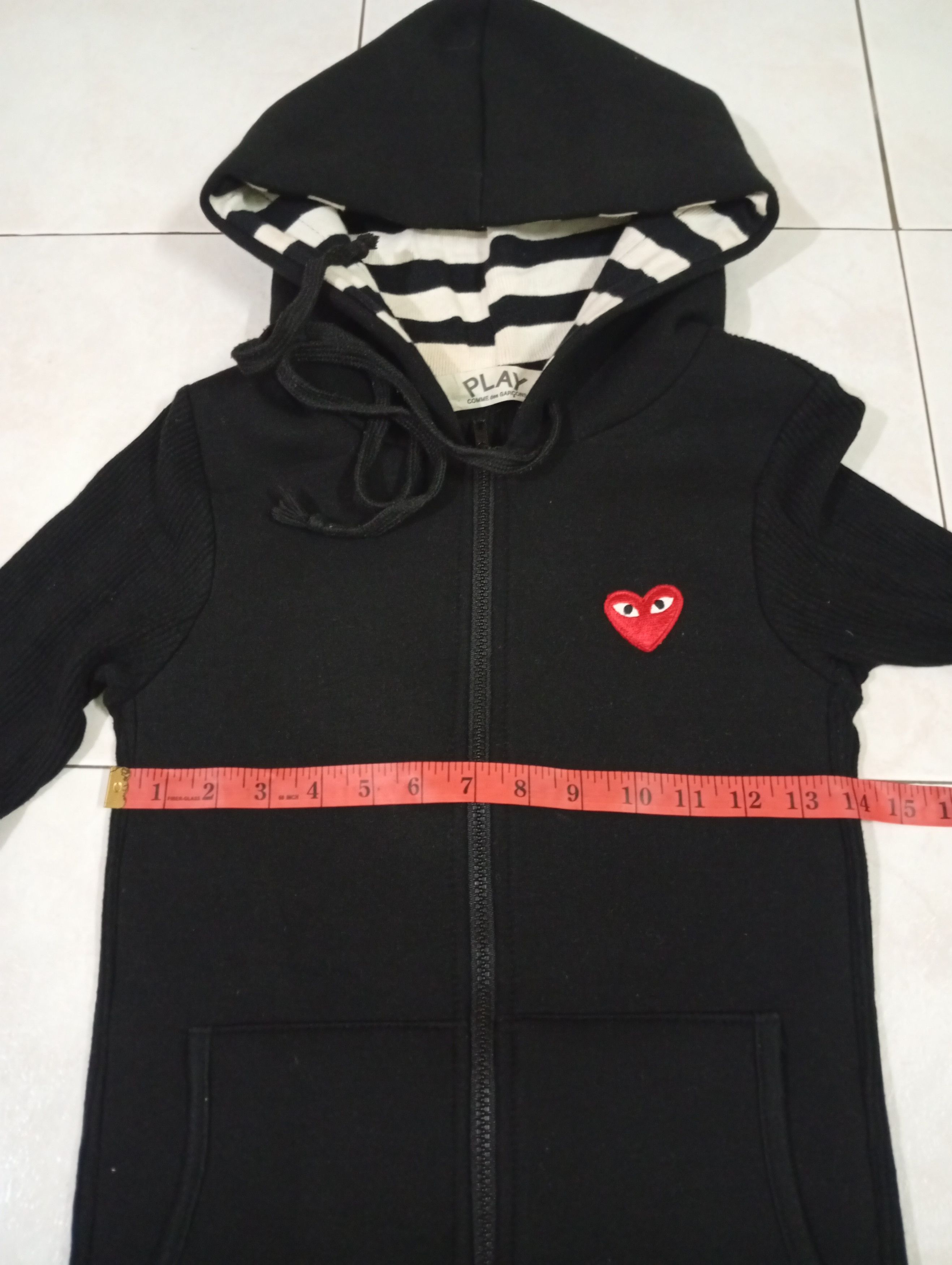 Comme des Garcons PLAY Comme des garcons Size XS / US 0-2 / IT 36-38 - 2 Thumbnail