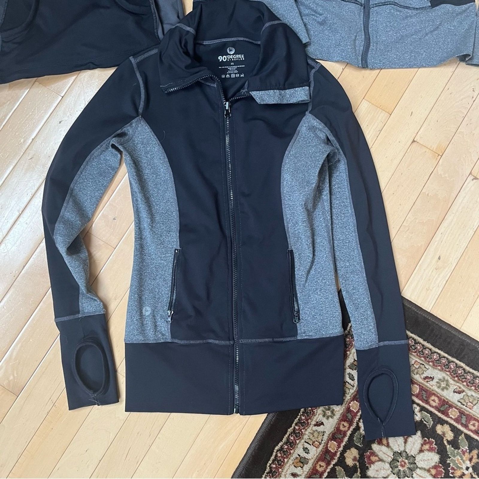 Other 90 Degree by Reflex 3 Athletic Jackets Full Zip Black XS Size XS / US 0-2 / IT 36-38 - 2 Thumbnail