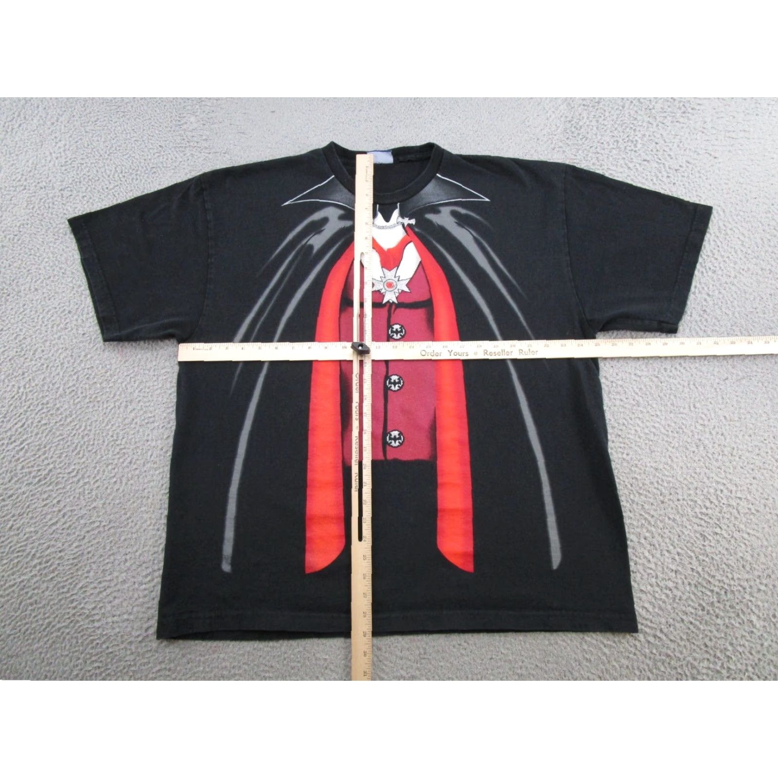 Bata VINTAGE Dracula Vampire Tuxedo Tee Shirt Mens Halloween Holiday Bat Logo Black XL Short Sleeve Crew Neck Cotton T-Shirt Horror 90s Summer Mens Size US XL / EU 56 / 4 - 4 Thumbnail