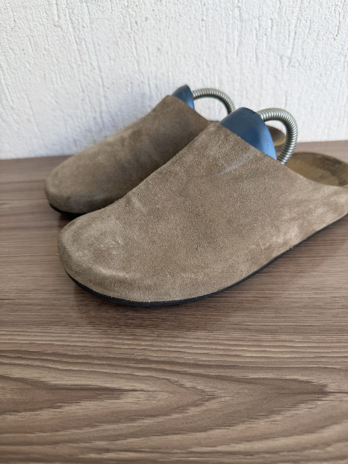 The Row Suede hugo mules Size US 5 / EU 37 - 2 Thumbnail