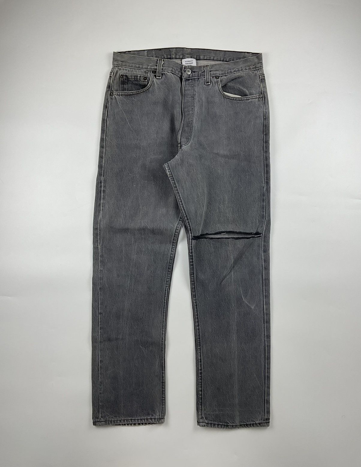 Vetements Vetements x Levis Embroidered Logo Size US 34 / EU 50 - 2 Thumbnail
