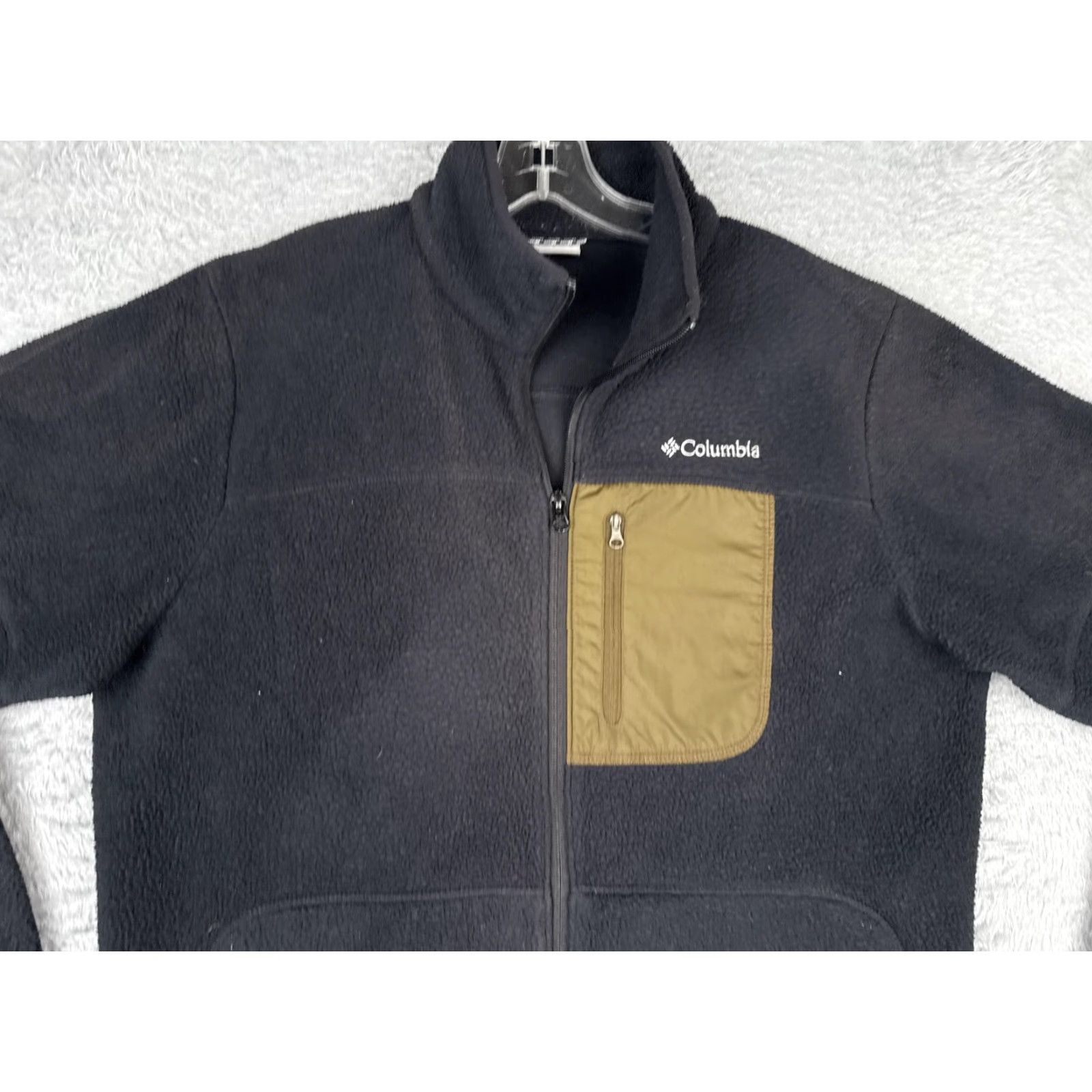 Vintage Columbia Fleece Jacket Mens Medium Black Zip Chest Pocket Outdoor Hiking AM0478 Size US M / EU 48-50 / 2 - 4 Thumbnail
