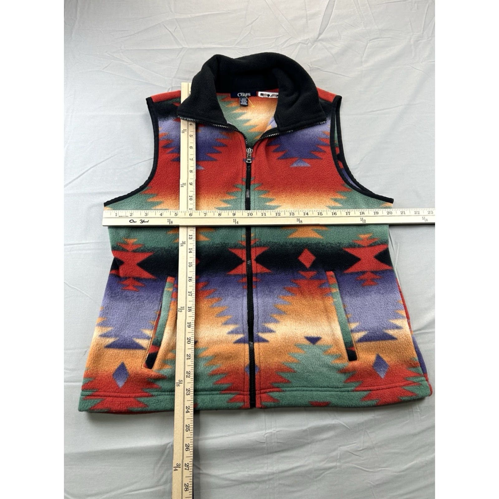 Chaps Chaps Fleeece Vest Full Zip Aztec Southwestern Multicolor Petite L Womens Vest, Chaps By Ralph Lauren, Polyester, Basic Jacket, Great condition Size L / US 10 / IT 46 - 5 Thumbnail