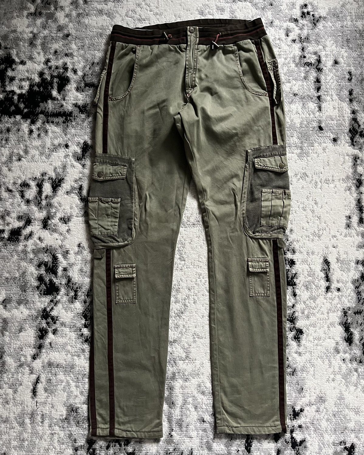 image of Archival Clothing x Dolce Gabbana Ss2003 Dolce & Gabbana Olive Cargo Pants, Men's (Size 33)