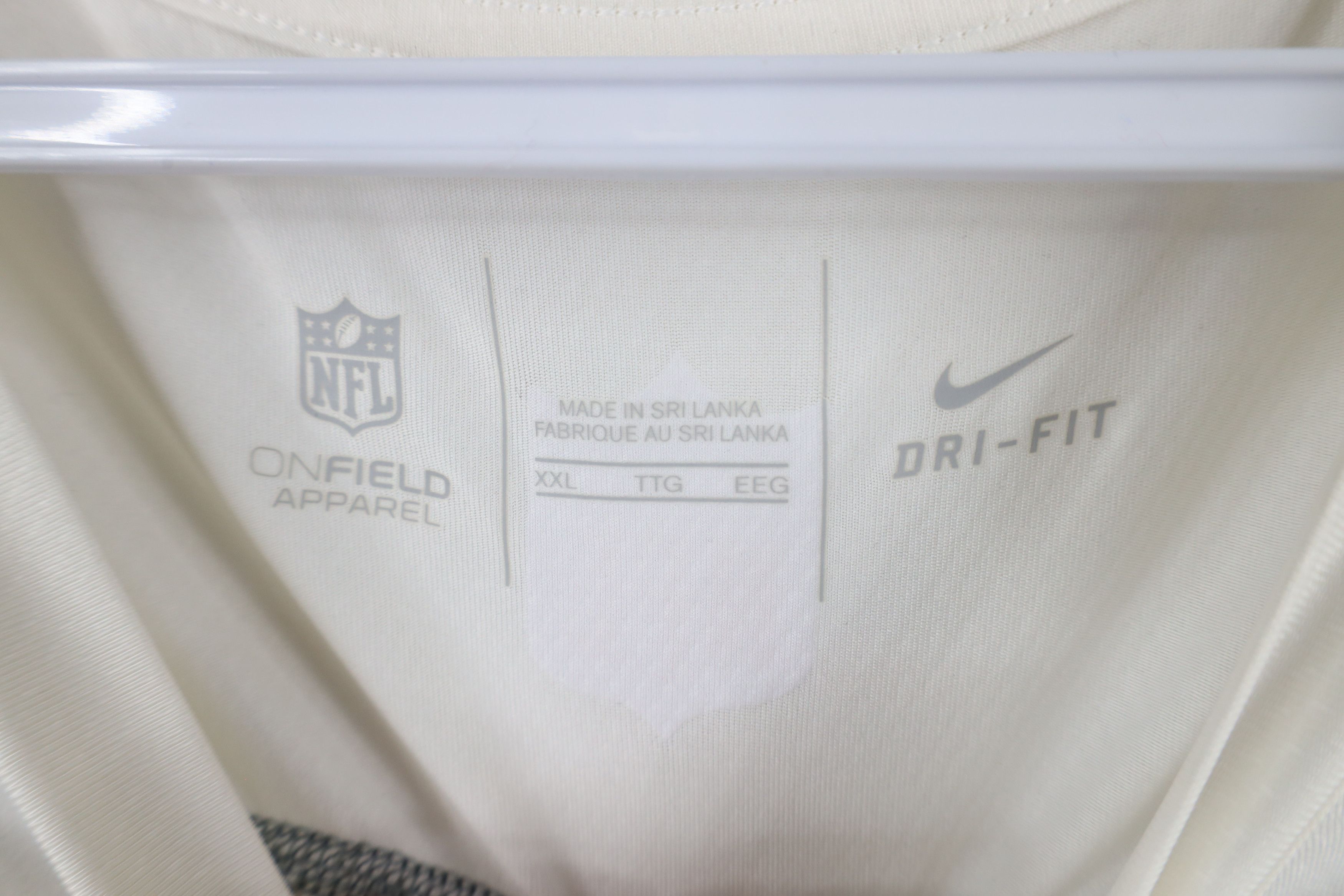 Nike × Vintage Nike On Field Hypercool Cleveland Browns Football T-Shirt Size US XXL / EU 58 / 5 - 10 Thumbnail