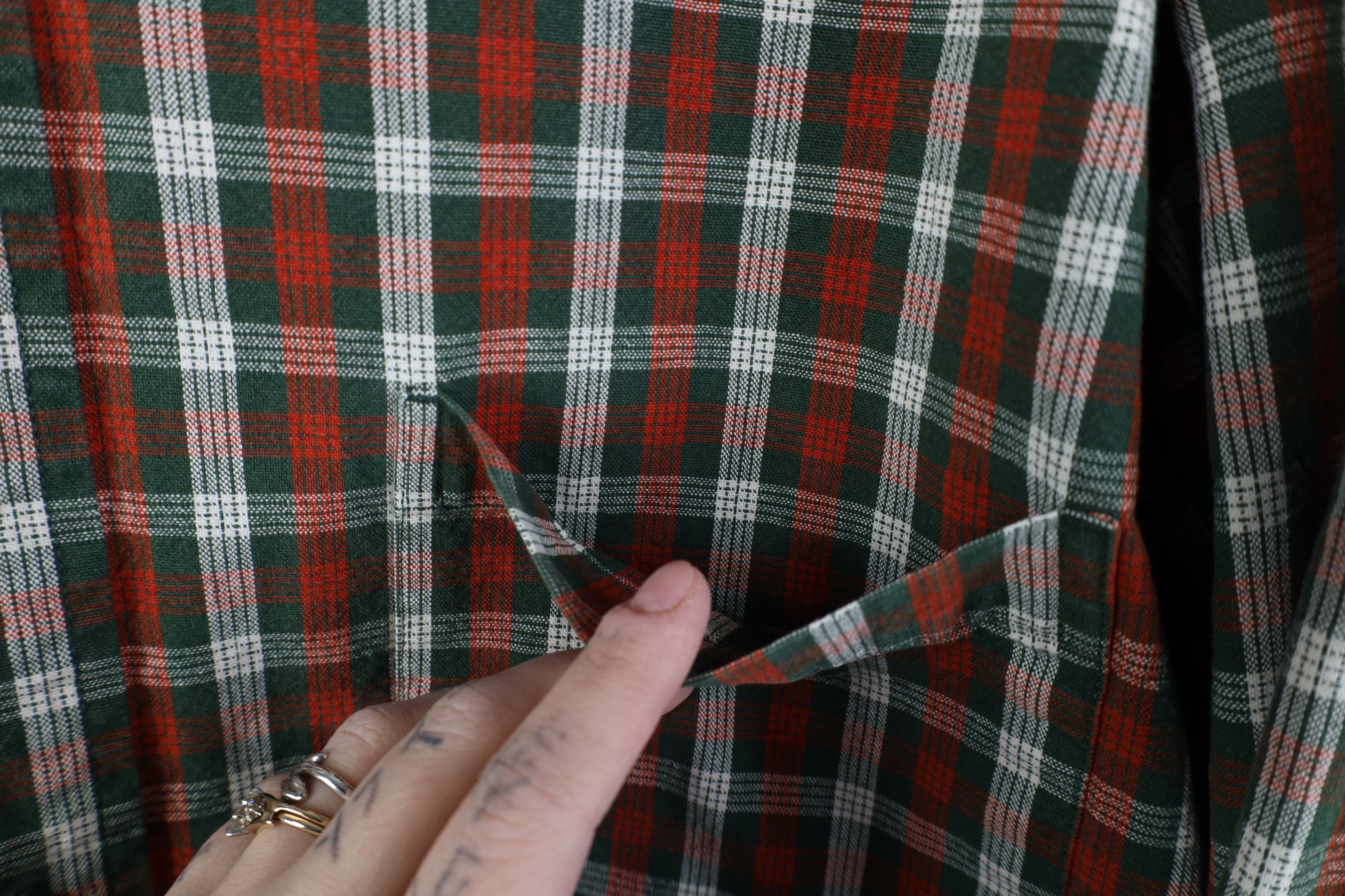 Eddie Bauer Vintage 90s Eddie Bauer Heavyweight Collared Button Shirt Size US XL / EU 56 / 4 - 7 Thumbnail