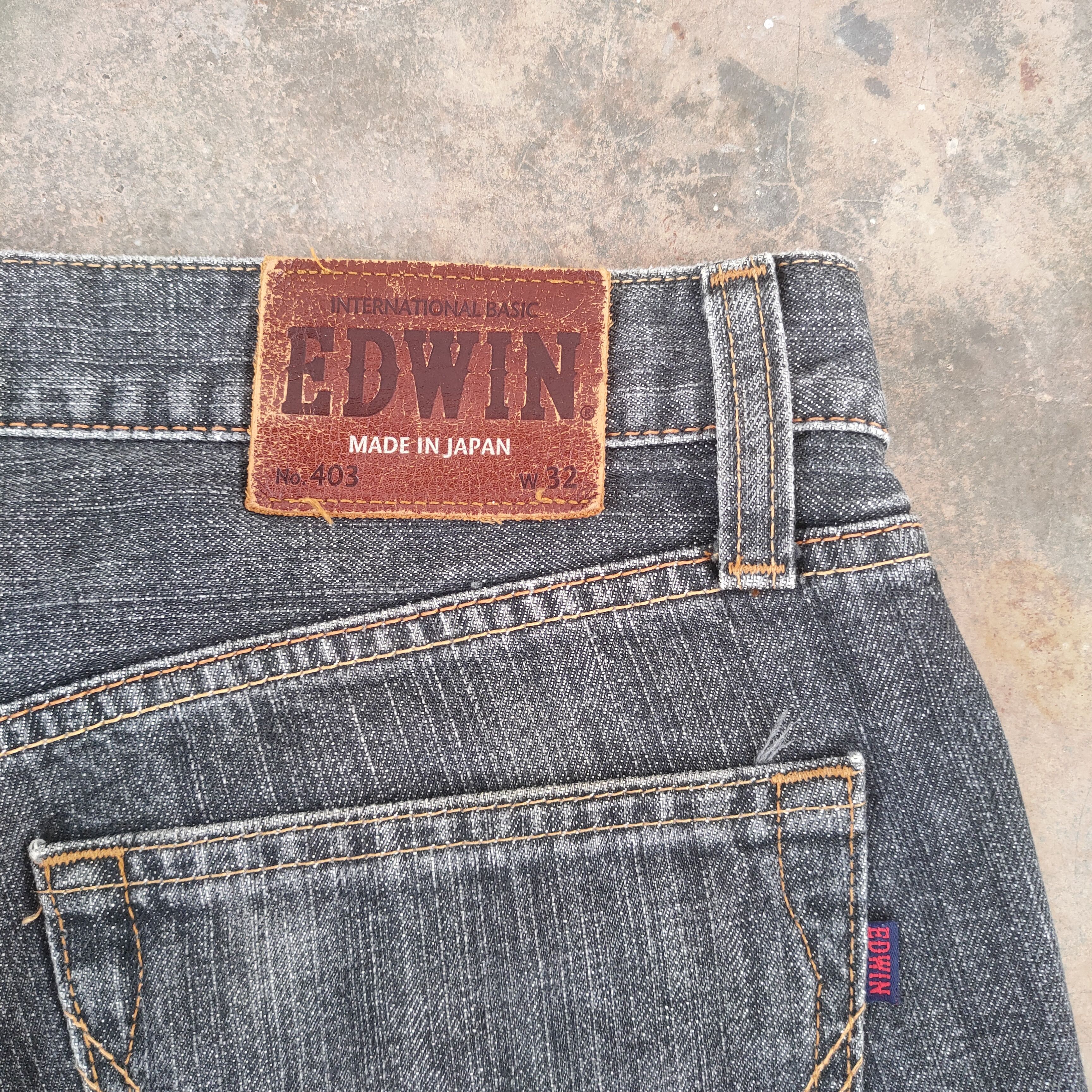Edwin W33 VINTAGE EDWIN FADED BLACK DISTRESSED JEANS PANTS Size US 33 - 11 Thumbnail