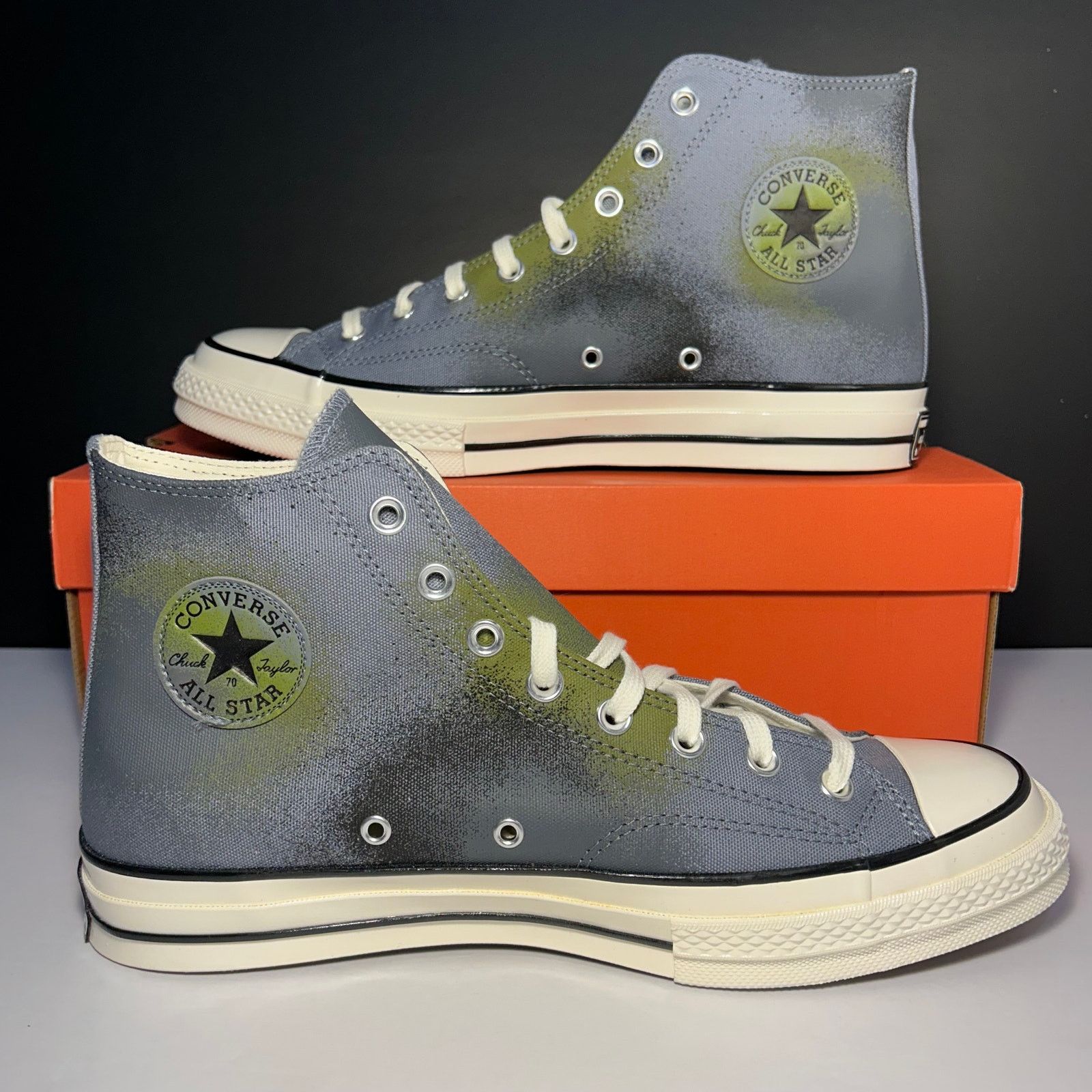 Converse Converse Chuck 70 Hi "Spray Paint" Lunar Grey Men 12 A03433C Size US 12 / EU 45 - 1 Thumbnail