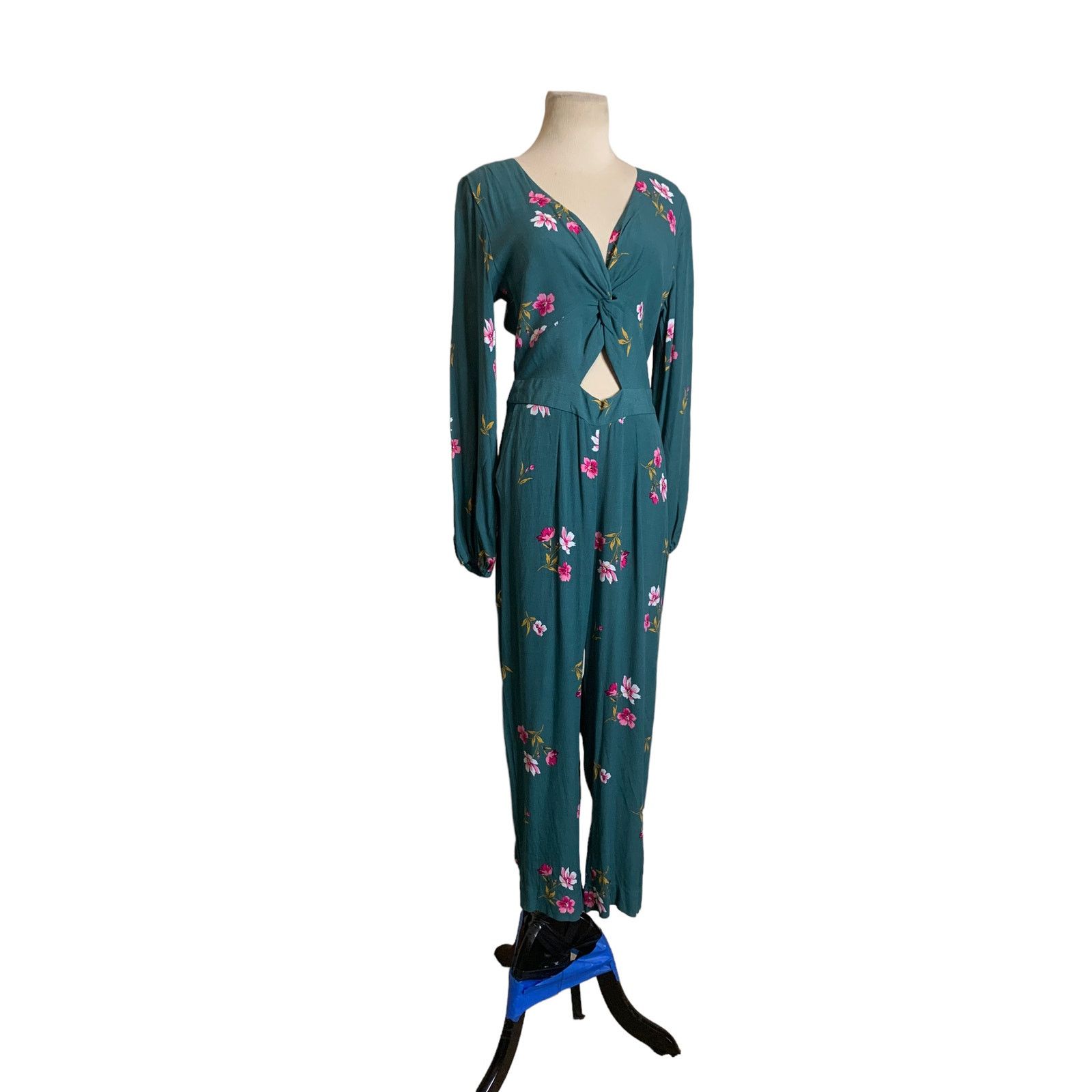 Abercrombie & Fitch Abercrombie & Fitch floral long sleeves jumpsuit size Small Size 27" / US 4 / IT 40 - 5 Thumbnail