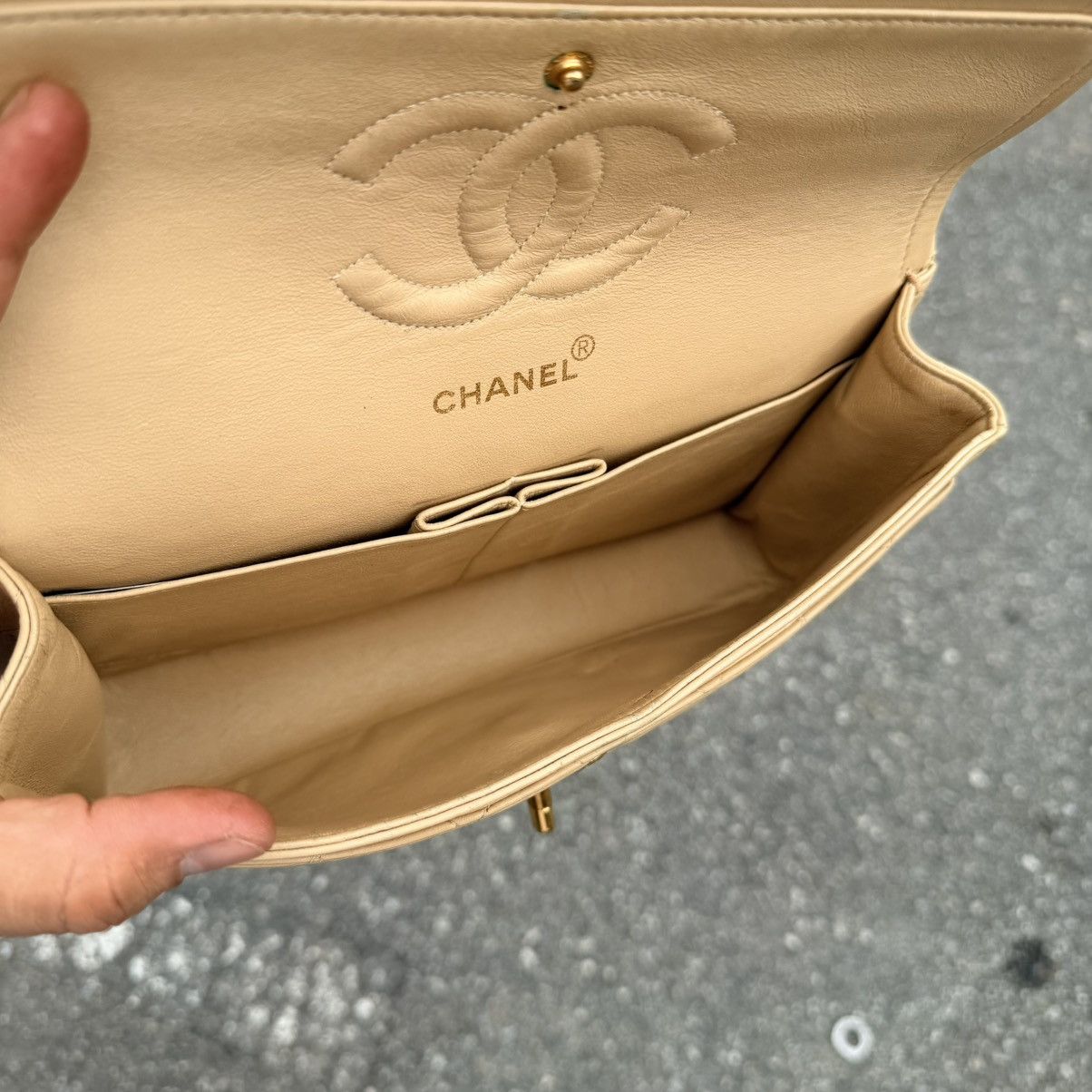 Chanel Chanel Medium Flap Beige Timeless Classic Vintage Shoulder Size ONE SIZE - 18 Thumbnail