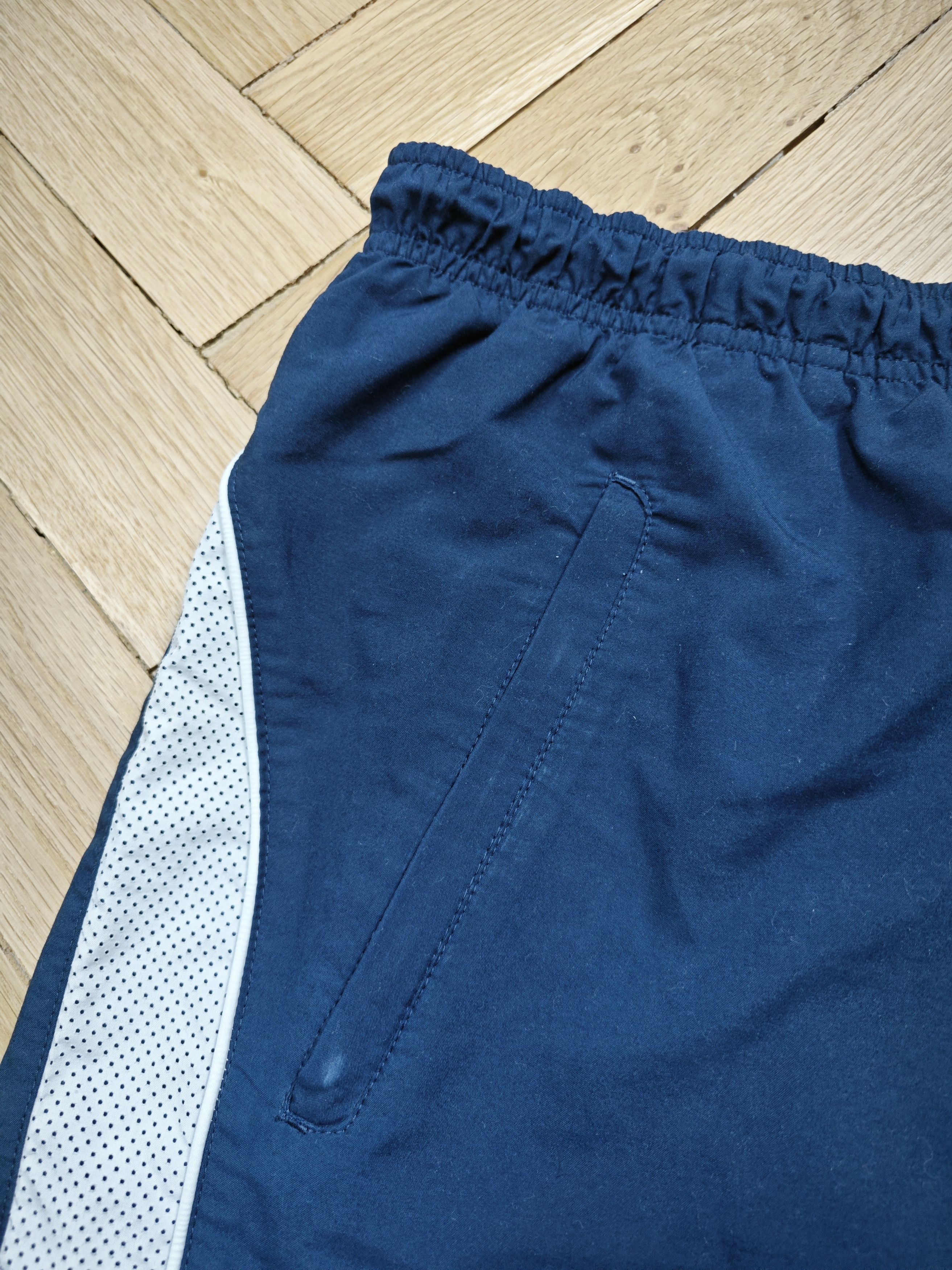 Nike nike vintage shorts Size US 33 - 3 Thumbnail