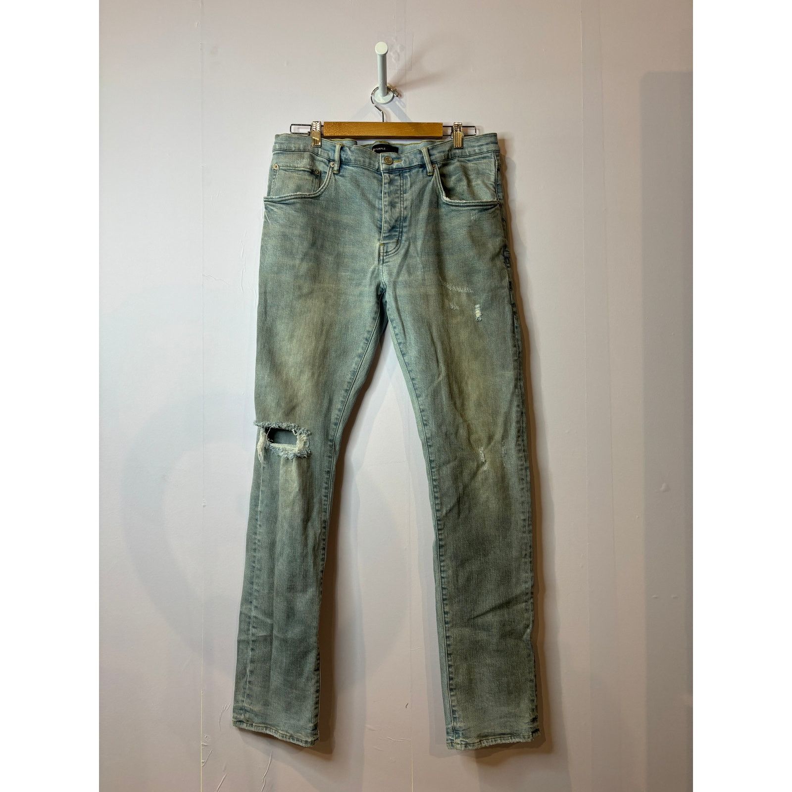 Purple Brand Purple Brand Light Wash Ripped Jeans Size US 38 / EU 54 - 1 Thumbnail